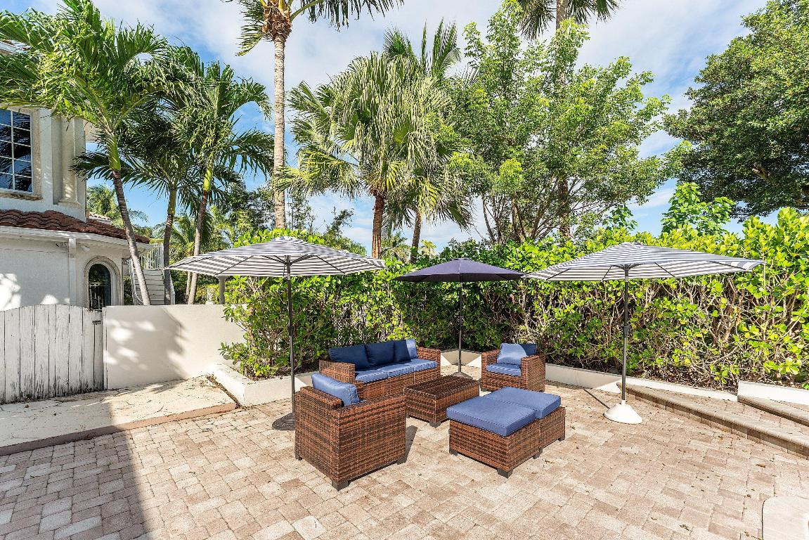 1070 Marble Boca Raton, FL 33432