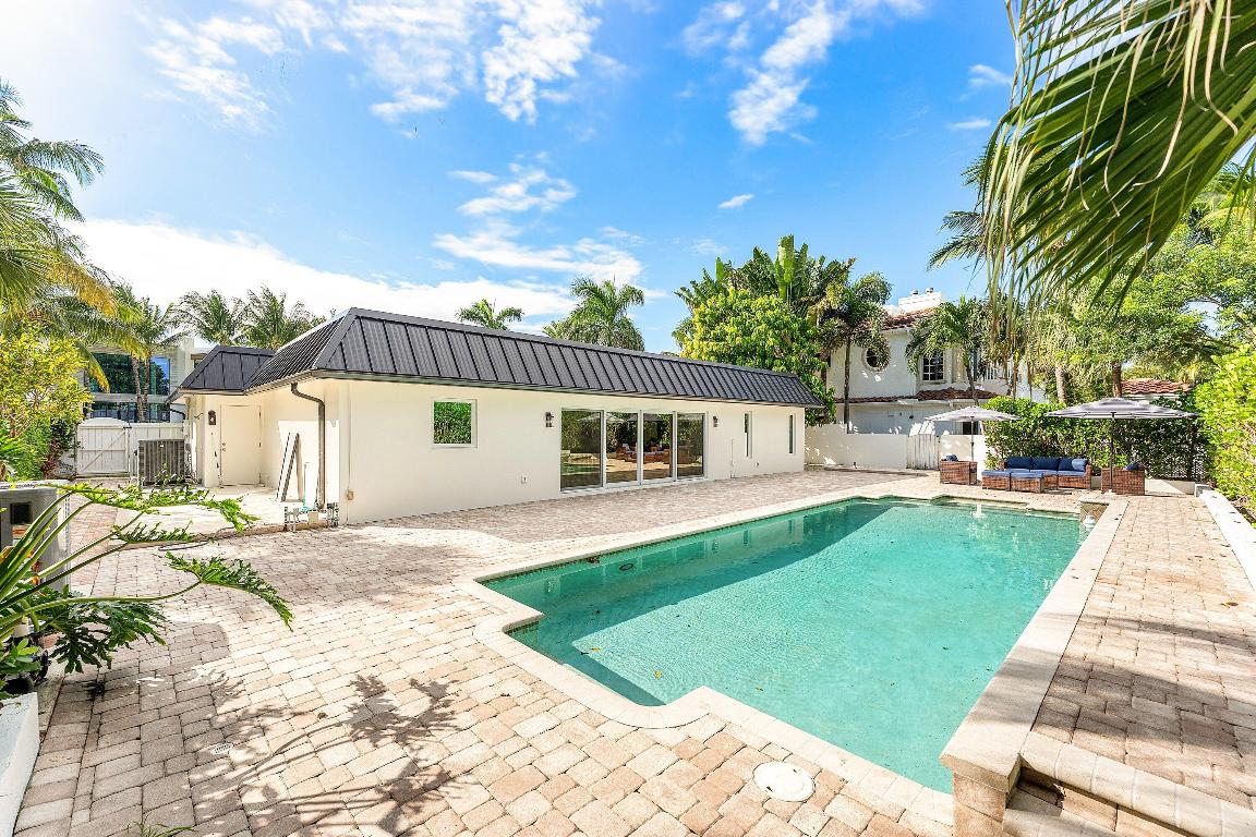 1070 Marble Boca Raton, FL 33432