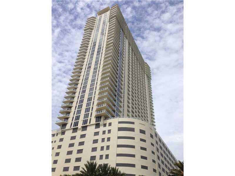 image La Perla Condo11