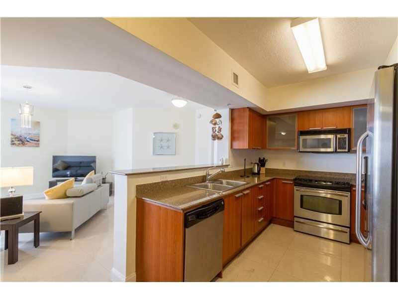 image La Perla Condo21