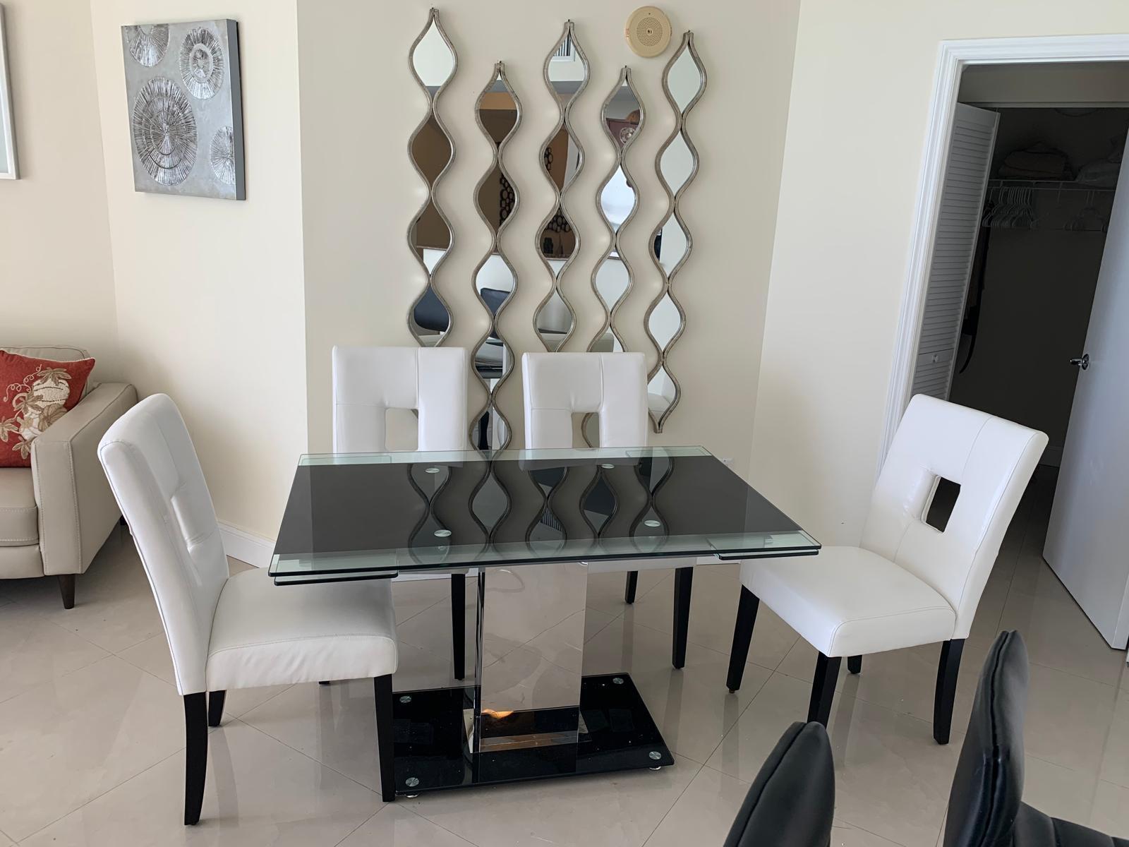 image La Perla Condo40