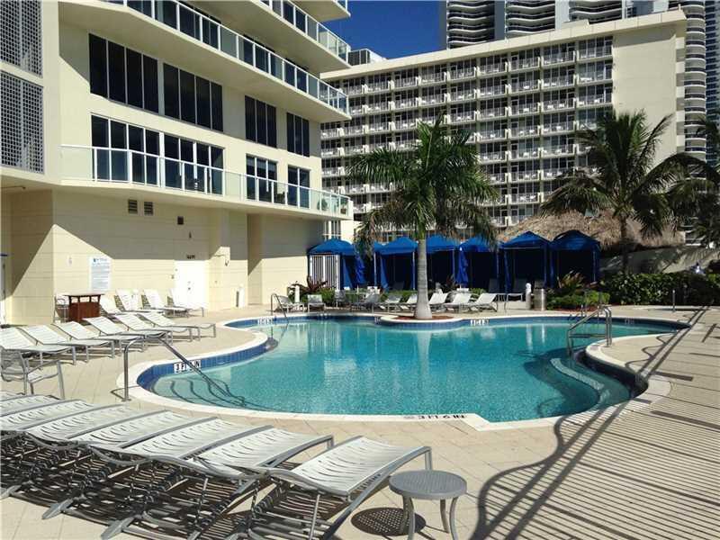 image La Perla Condo65