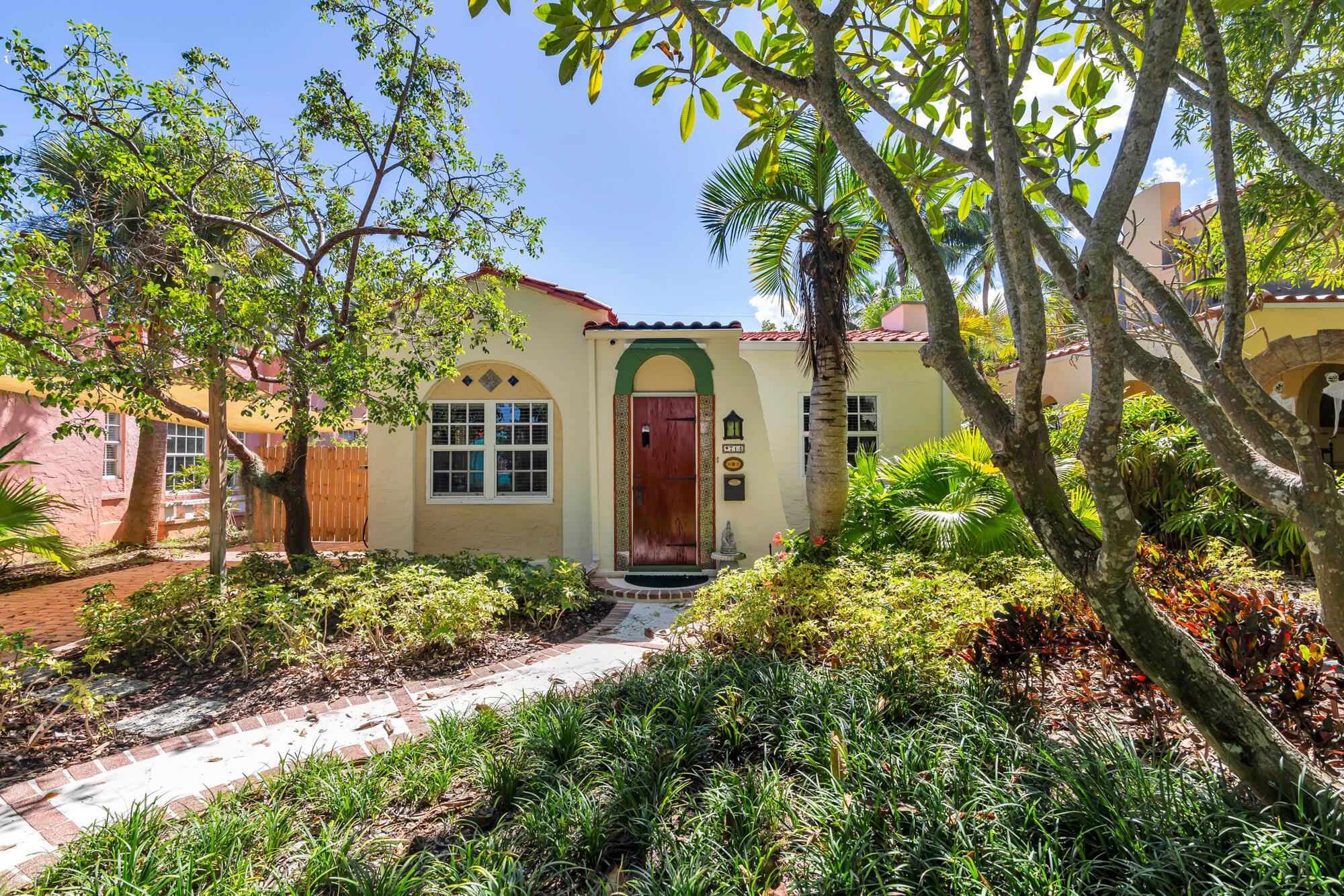 714 Sunset Rd