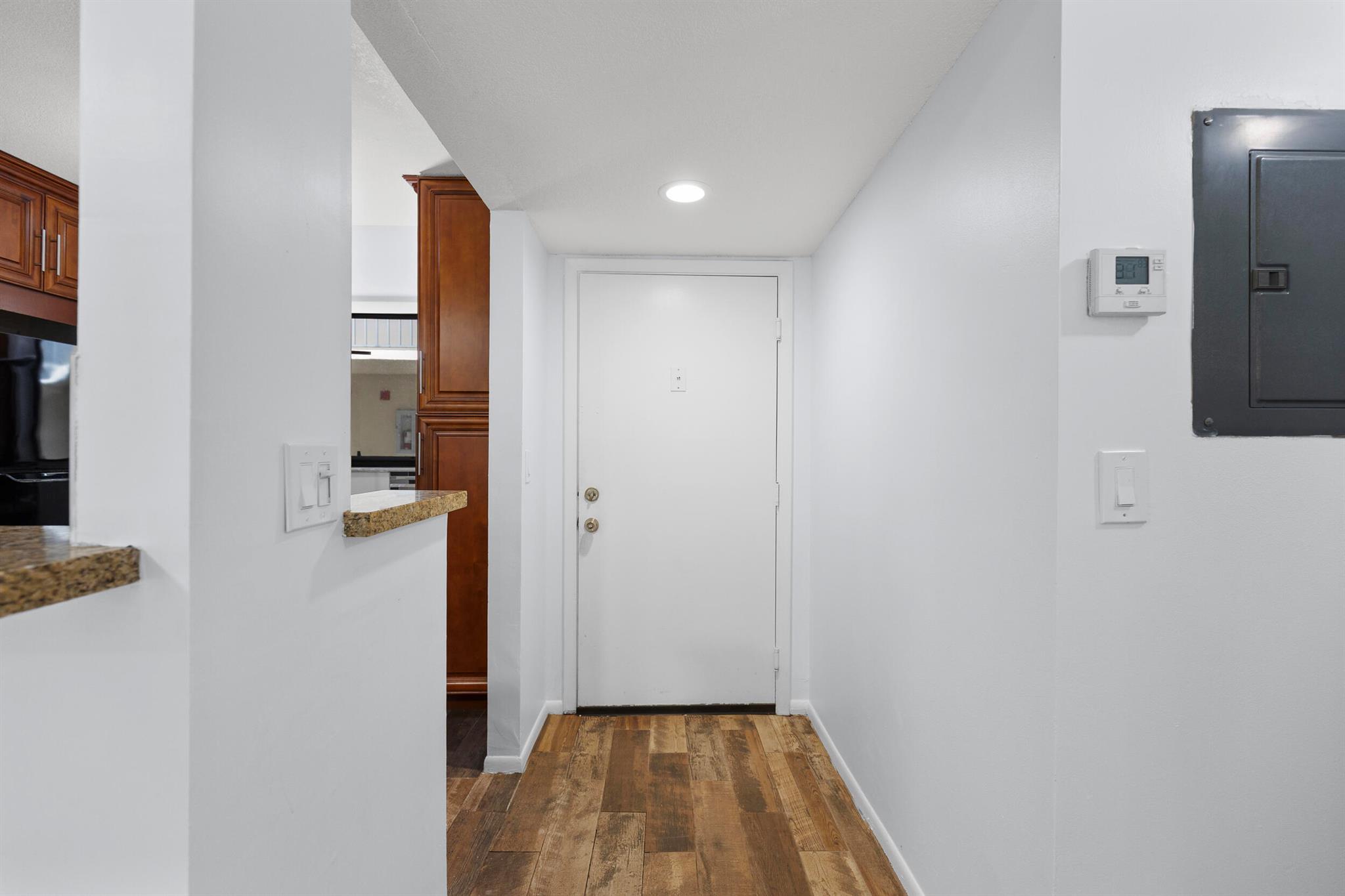 5280 Las Verdes Cir #216