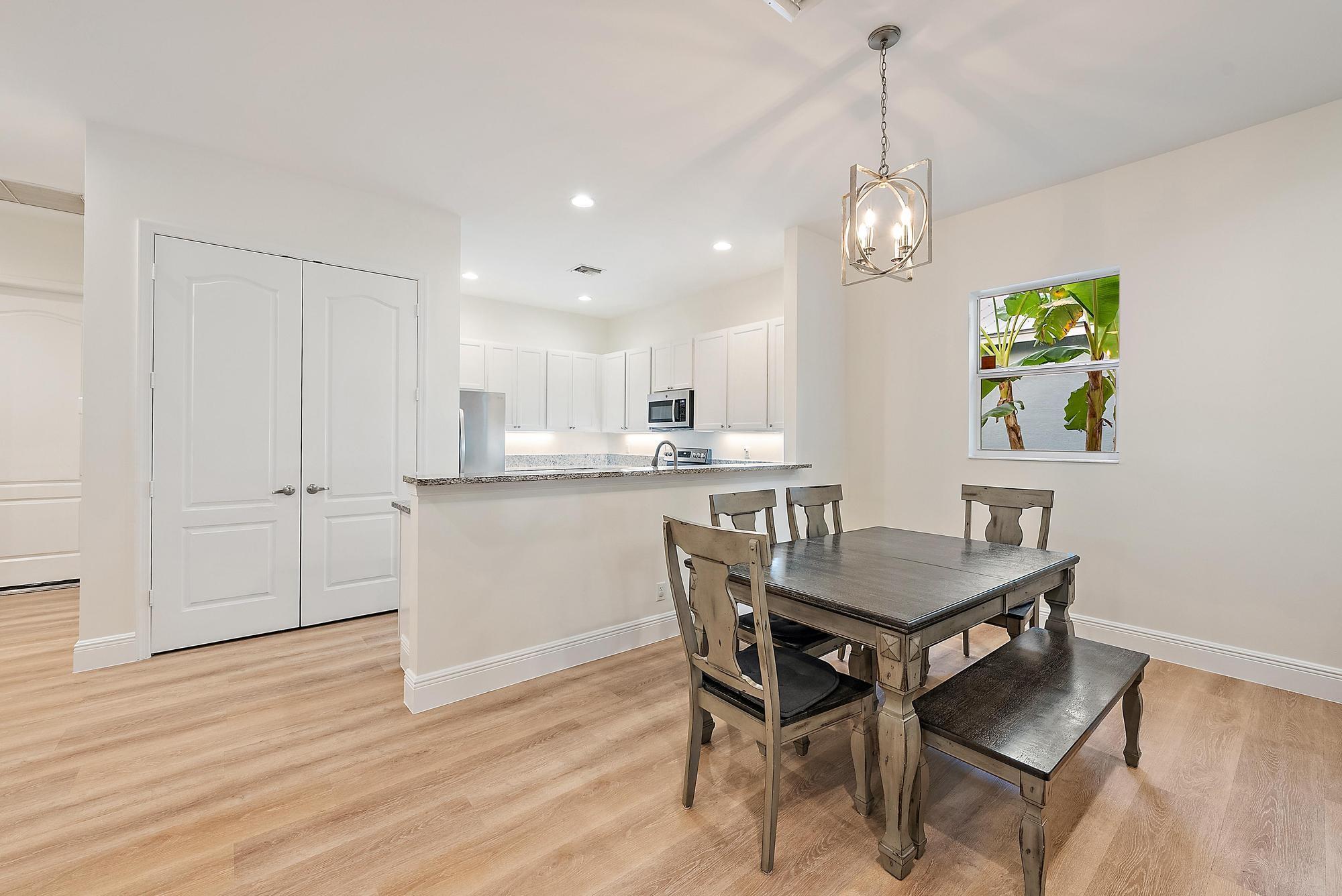 6762 2nd St Jupiter, FL 33458