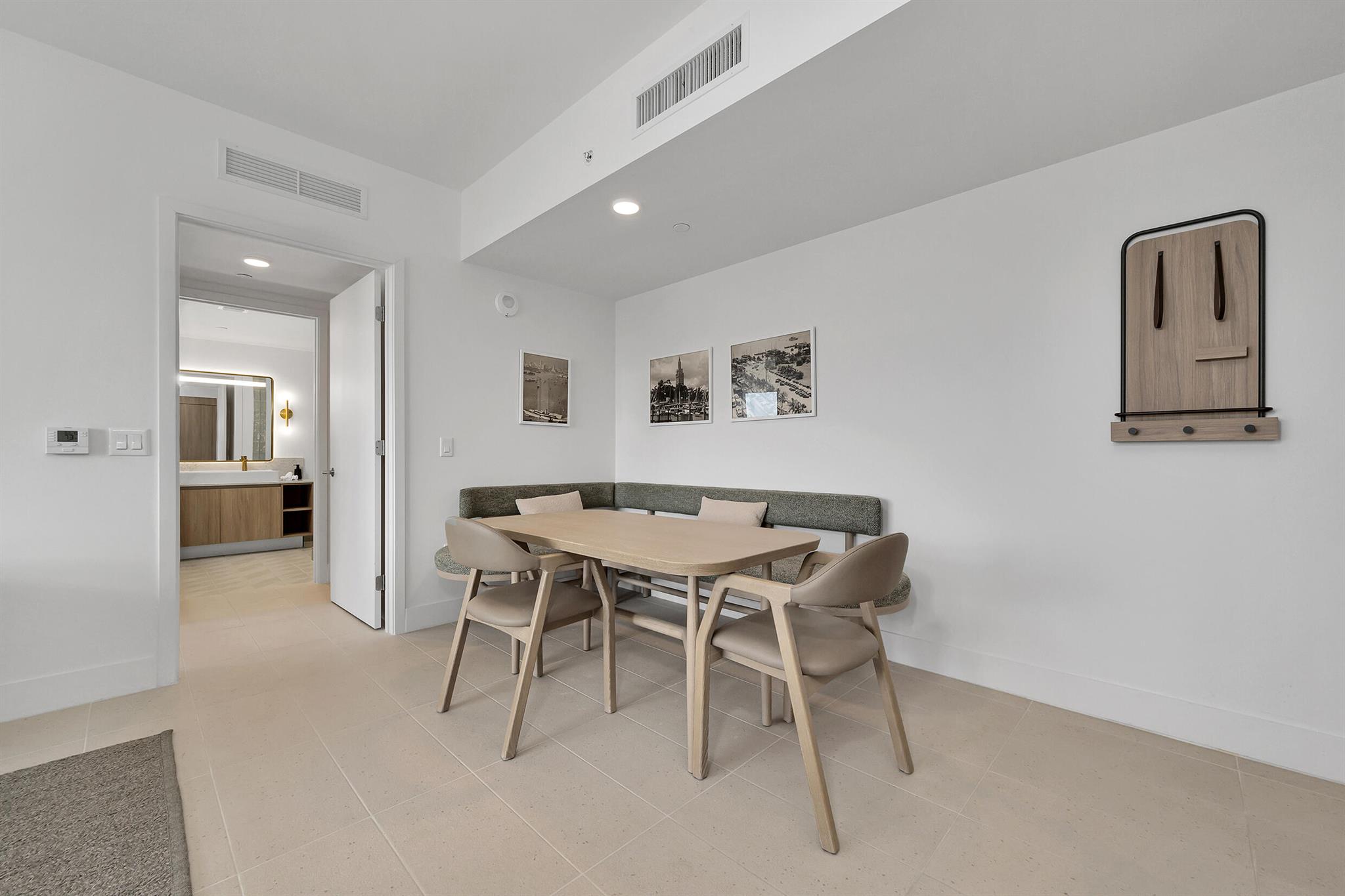 image The Gale Hotel4