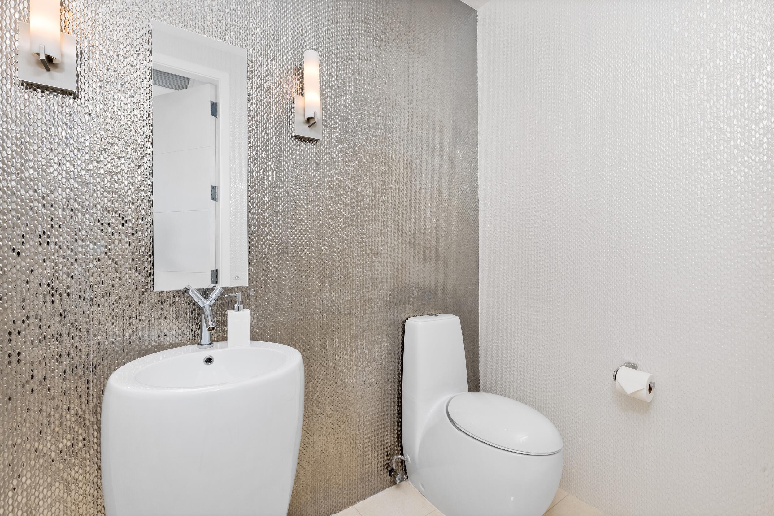 1000 S Ocean #110 Boca Raton, FL 33432