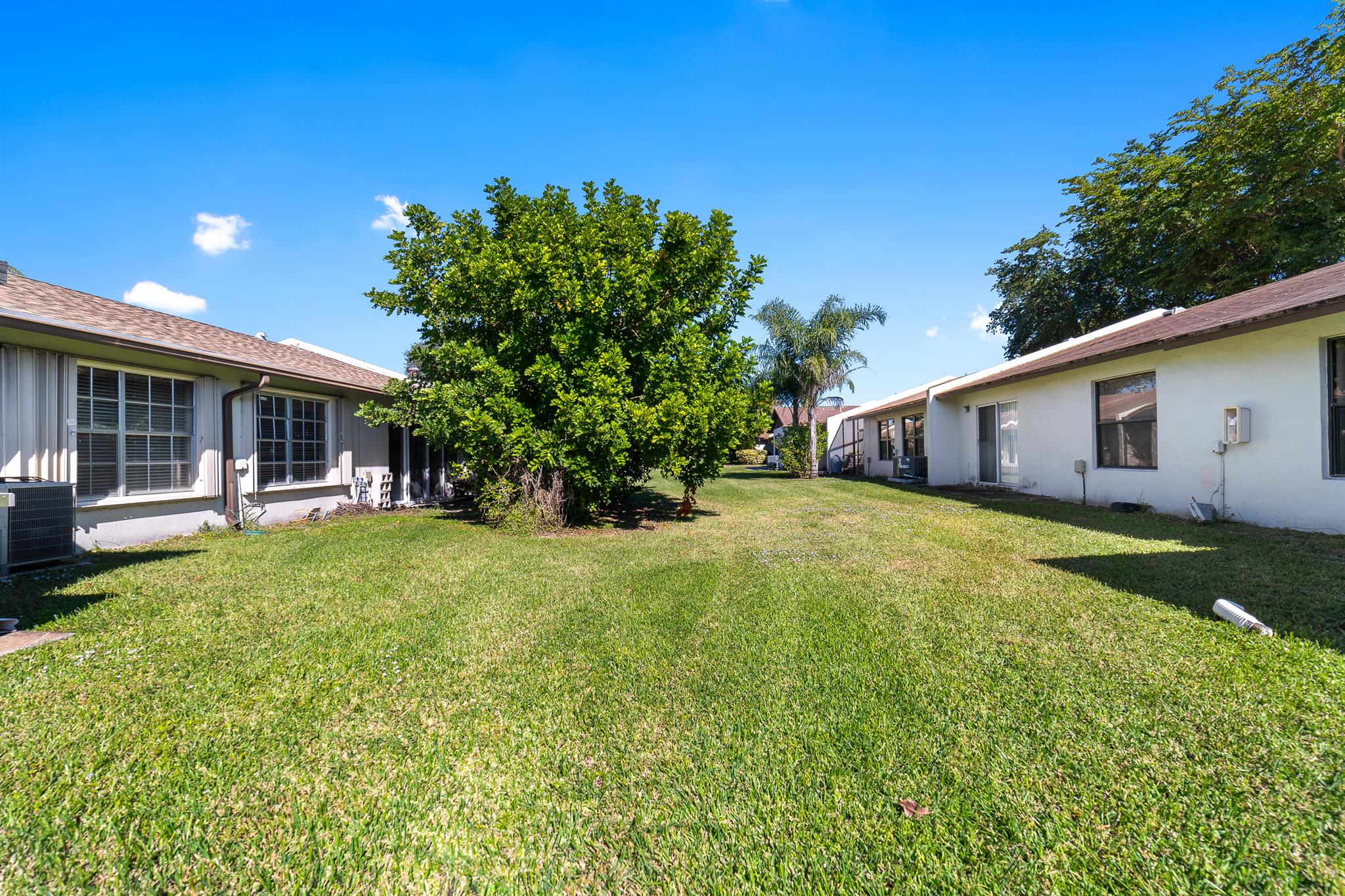 15979 Forsythia Cir Delray Beach, FL 33484