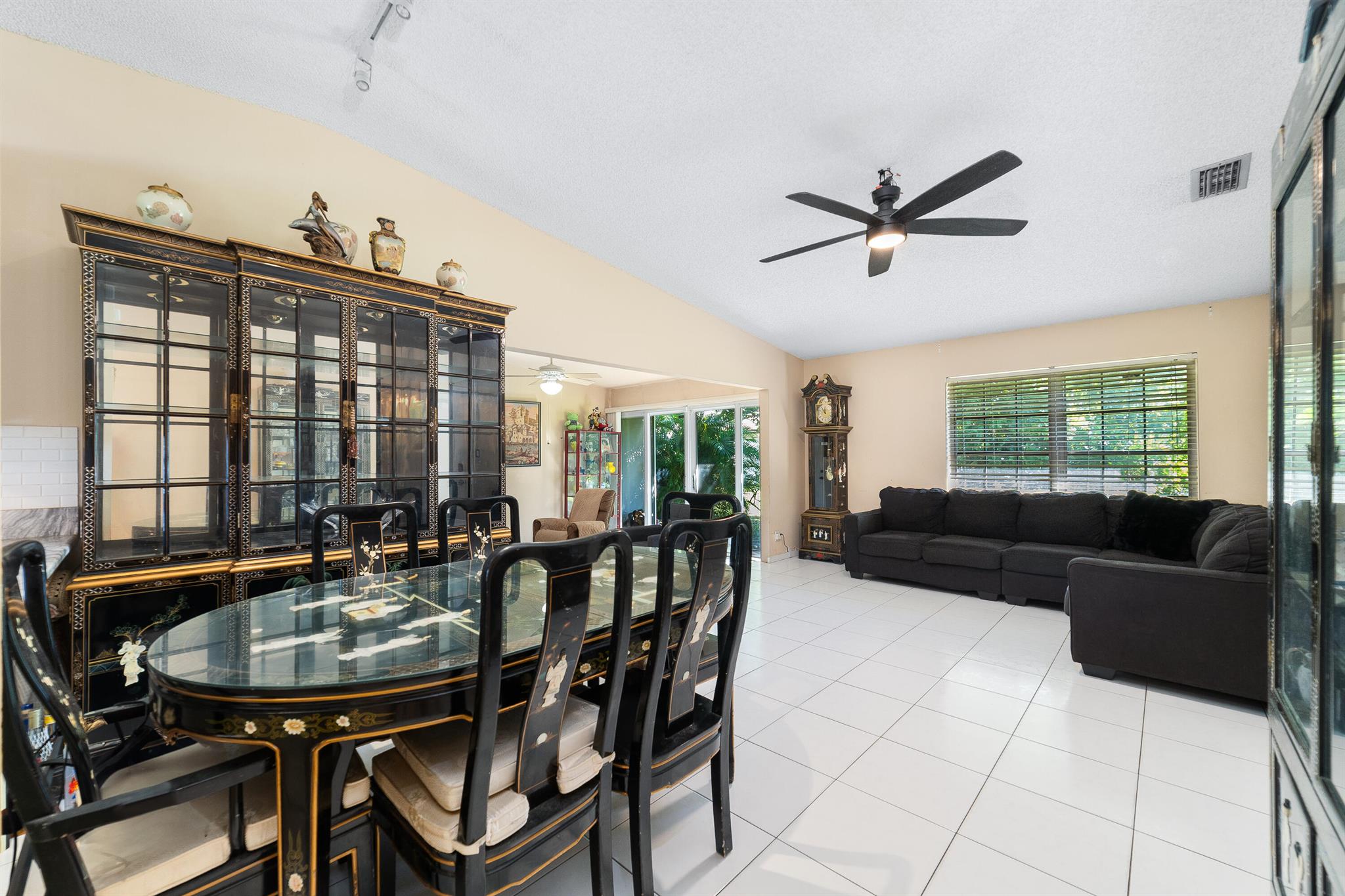 15979 Forsythia Cir Delray Beach, FL 33484