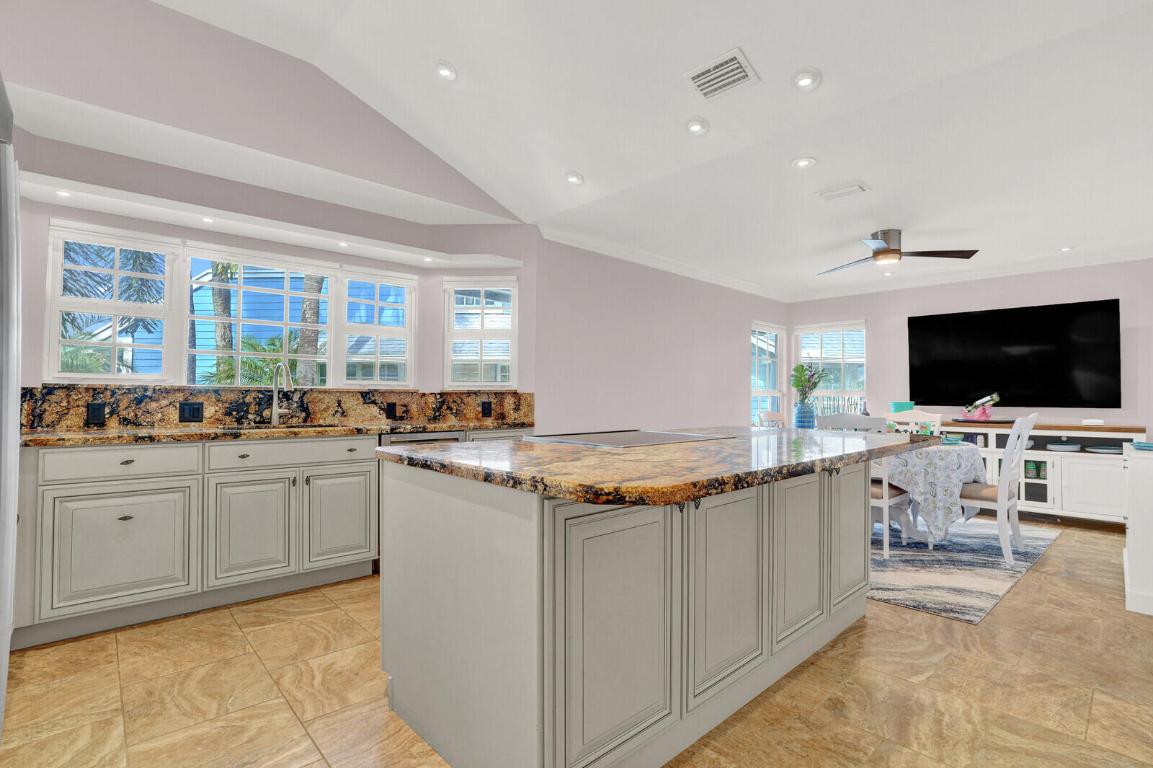 622 Ocean Dunes Jupiter, FL 33477