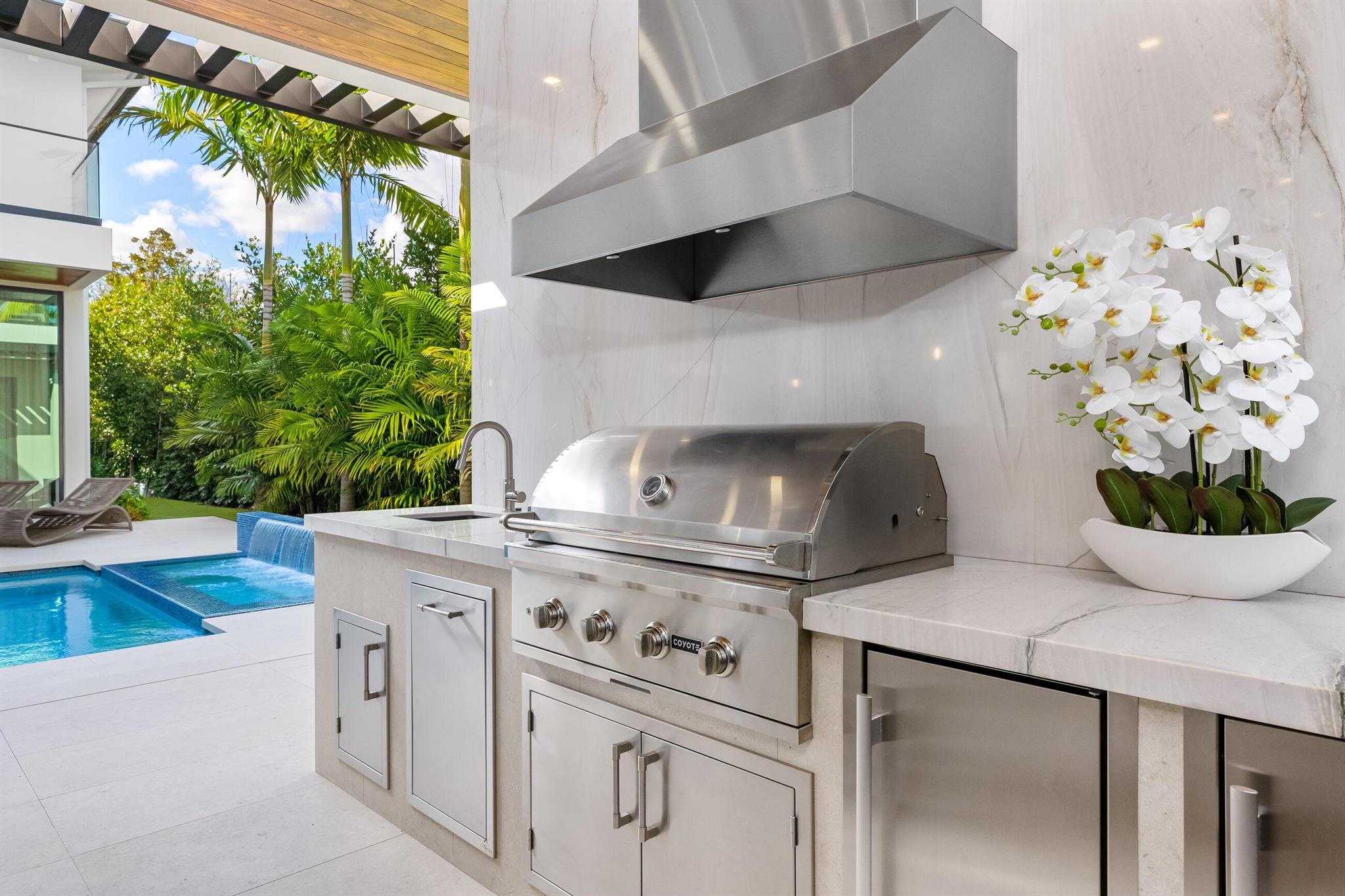 2498 Queen Palm Rd Boca Raton, FL 33432