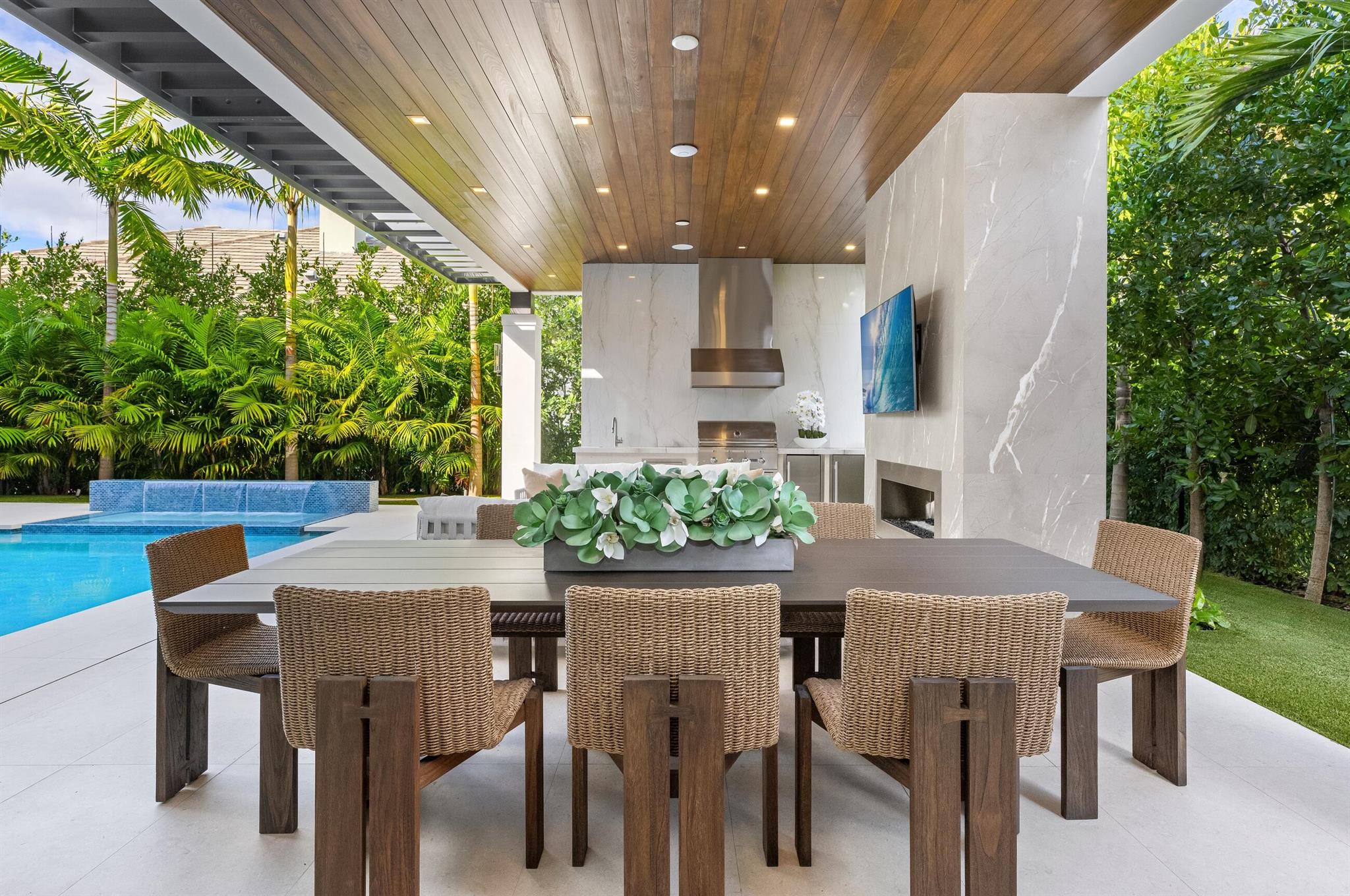 2498 Queen Palm Rd Boca Raton, FL 33432