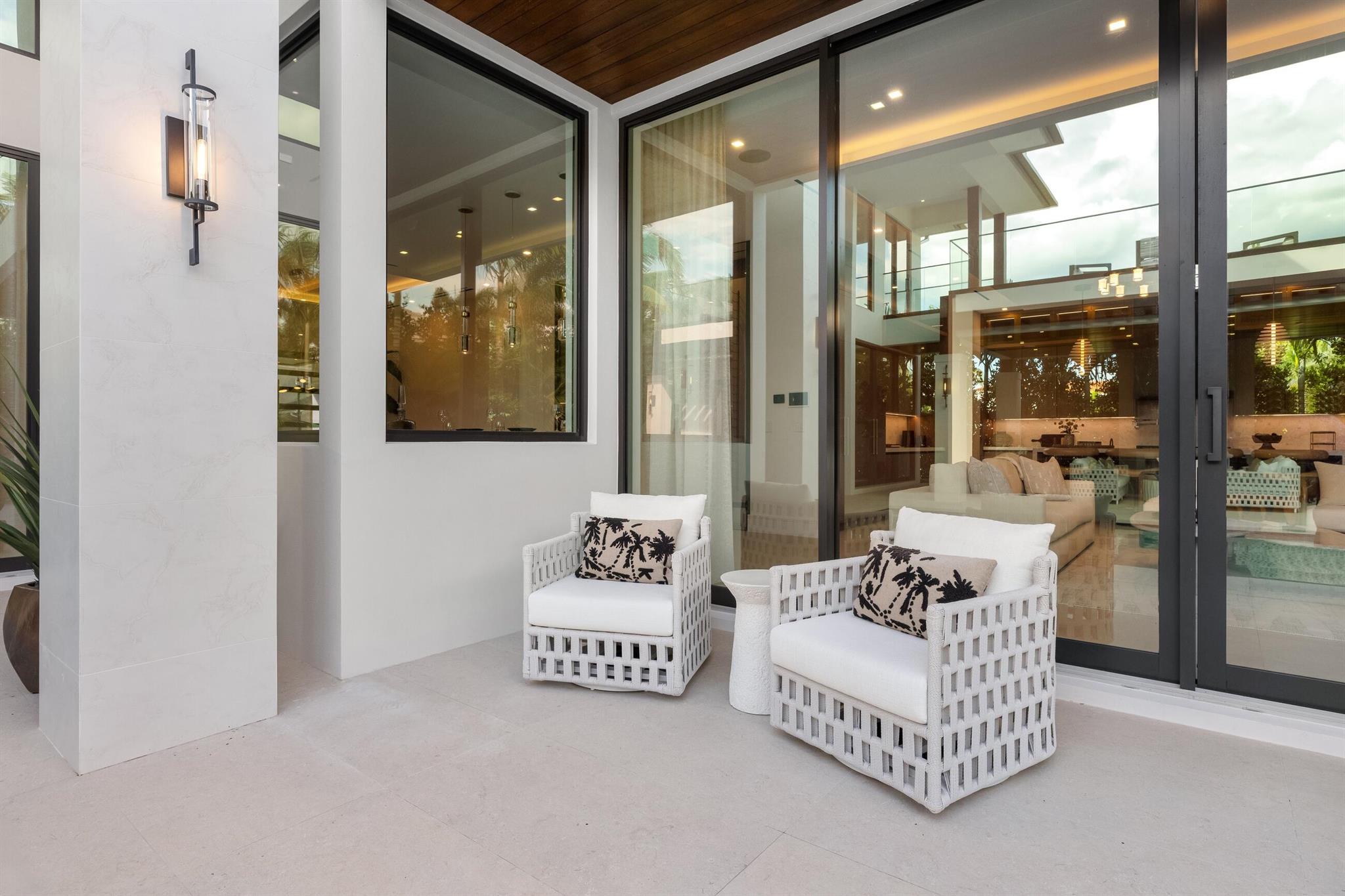 2498 Queen Palm Rd Boca Raton, FL 33432