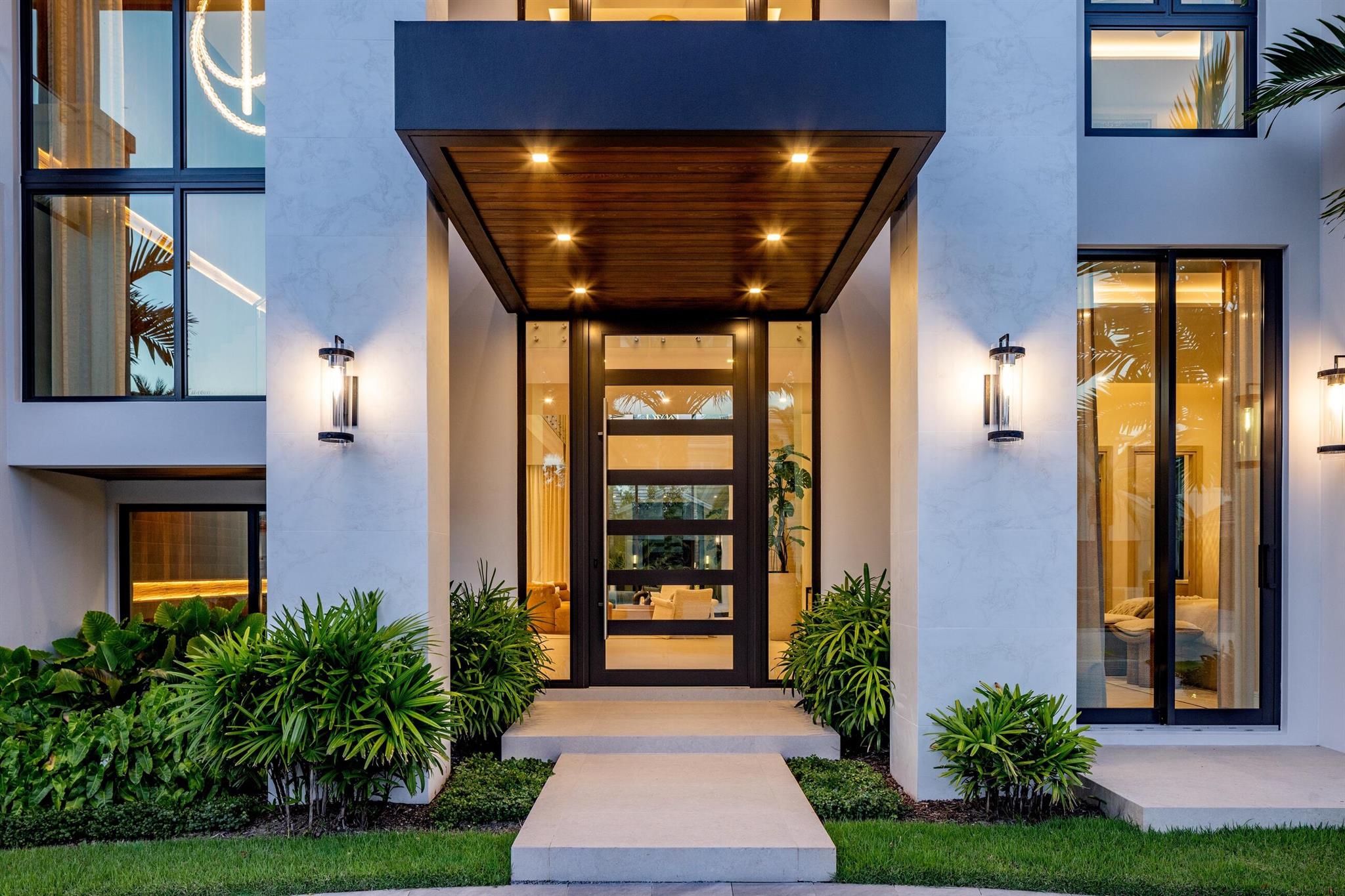 2498 Queen Palm Rd Boca Raton, FL 33432