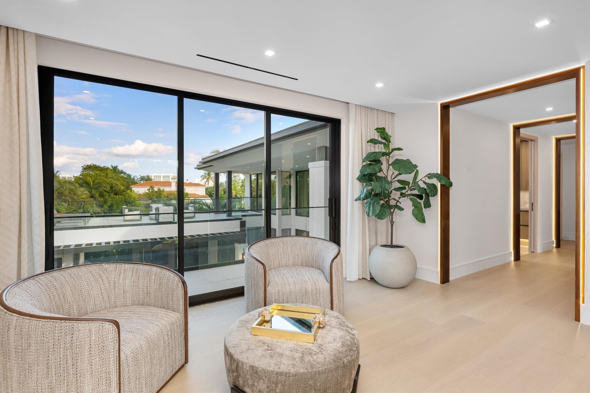 2498 Queen Palm Rd Boca Raton, FL 33432