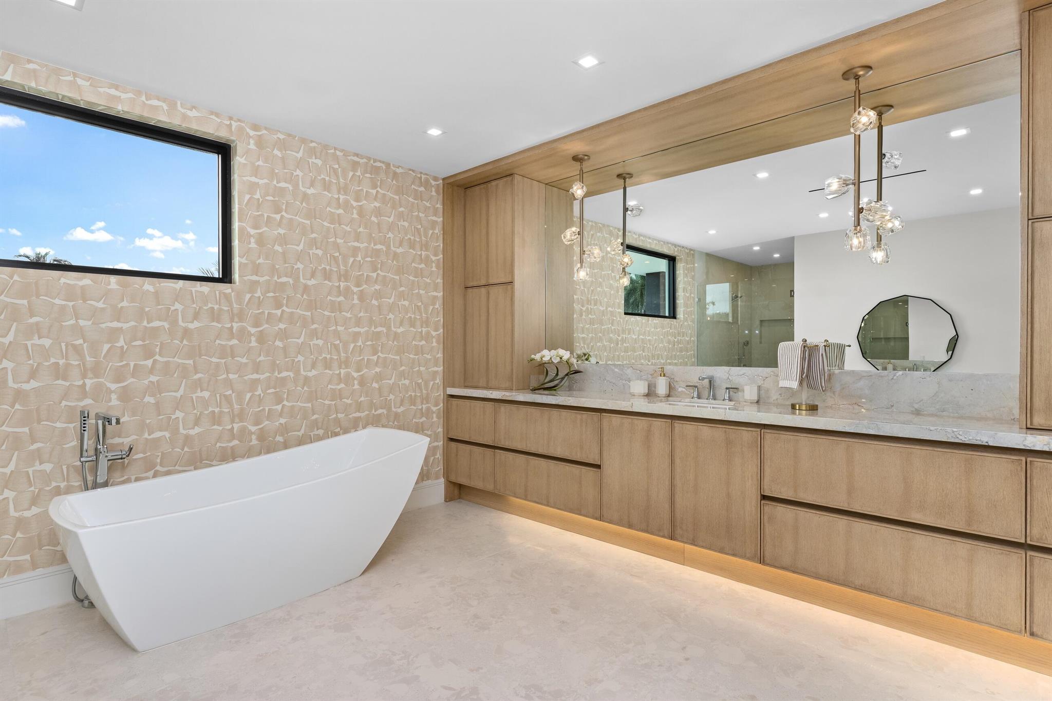 2498 Queen Palm Rd Boca Raton, FL 33432