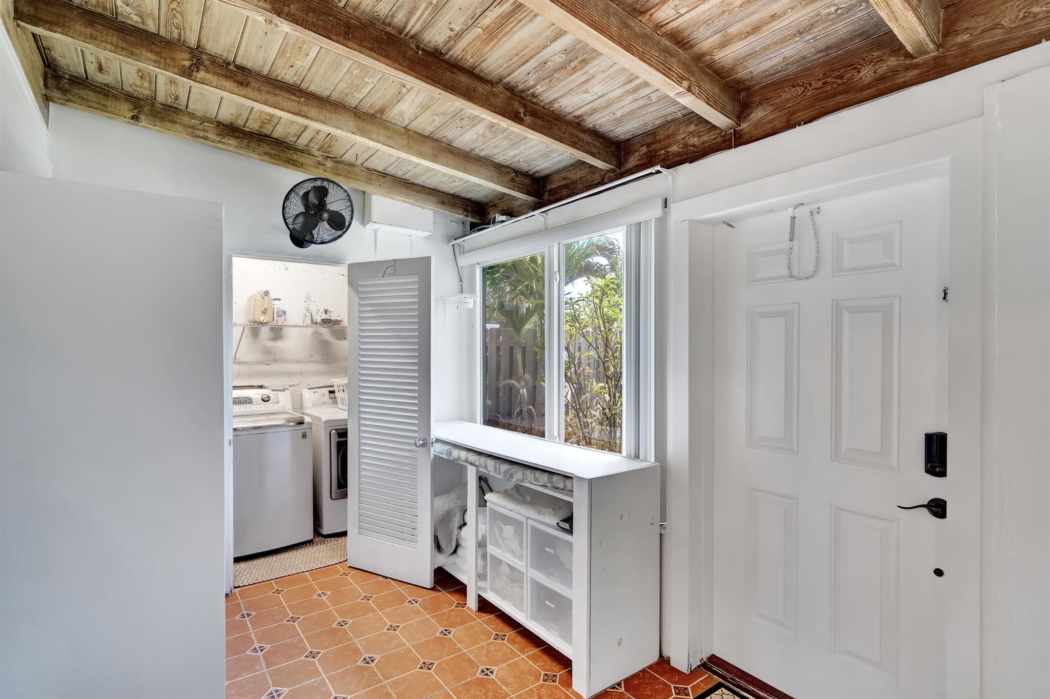 6410 S Olive Ave West Palm Beach, FL 33405