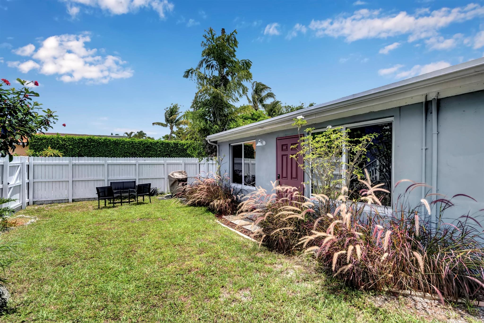 6410 S Olive Ave West Palm Beach, FL 33405