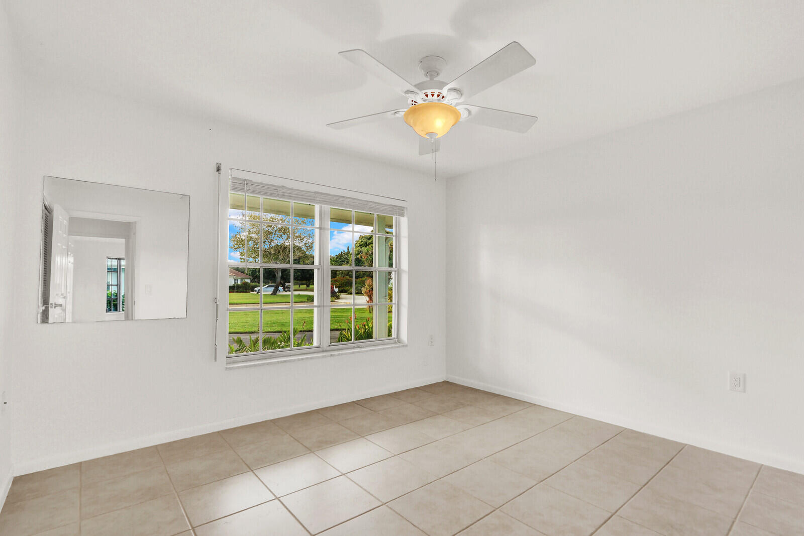 3 SE Paddock Tequesta, FL 33469