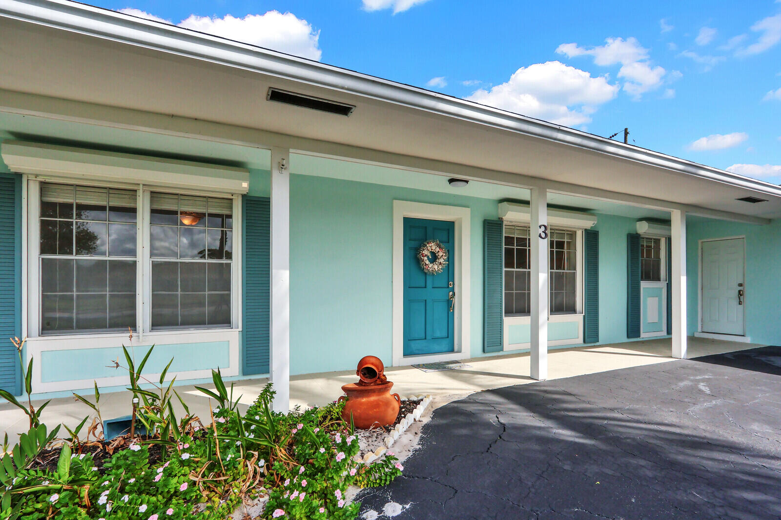 3 SE Paddock Tequesta, FL 33469