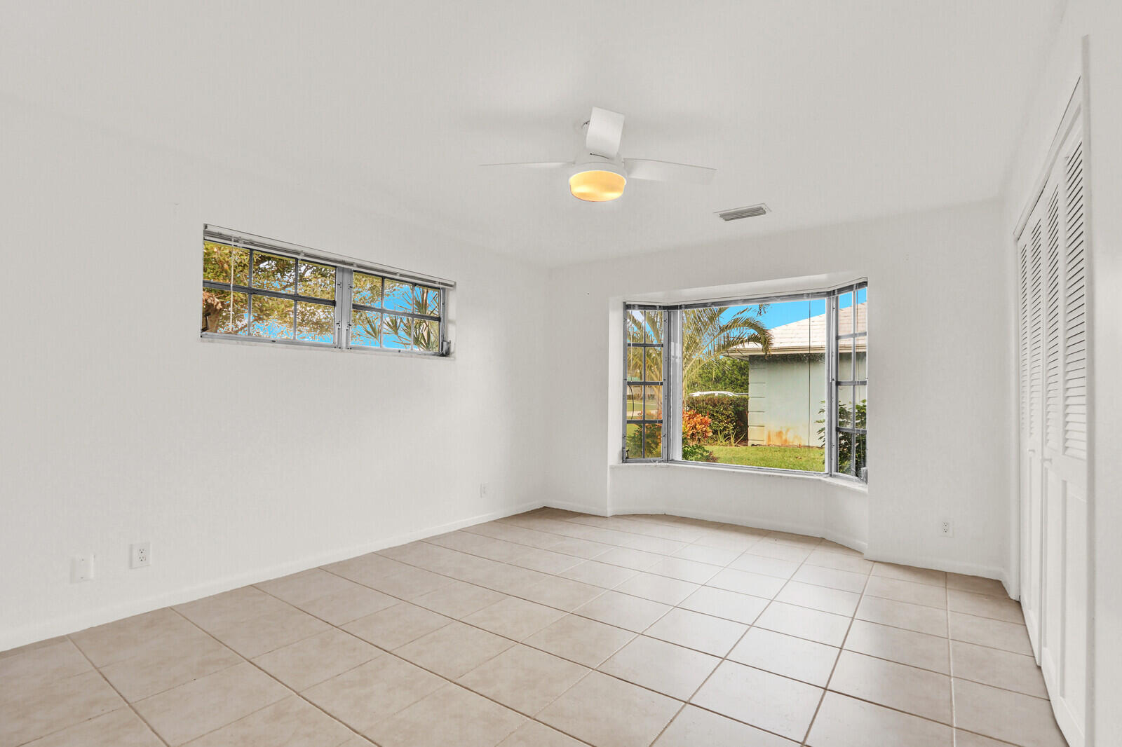 3 SE Paddock Tequesta, FL 33469