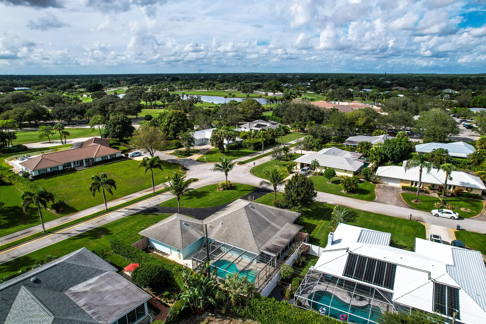 3 SE Paddock Tequesta, FL 33469