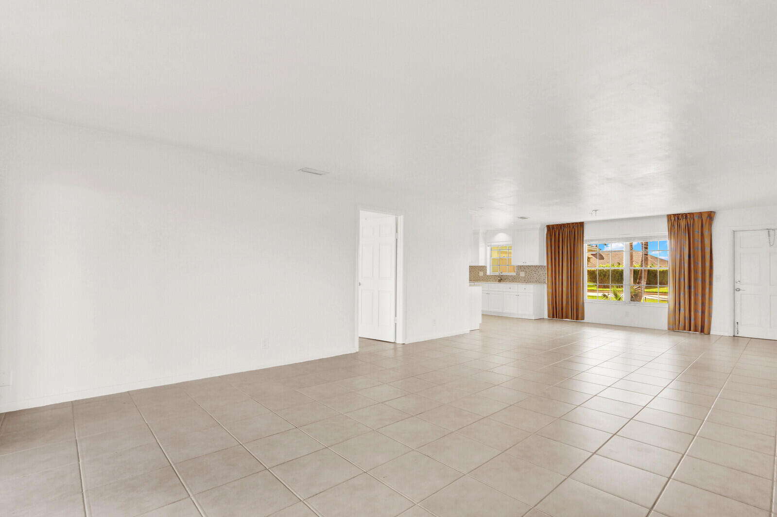 3 SE Paddock Tequesta, FL 33469