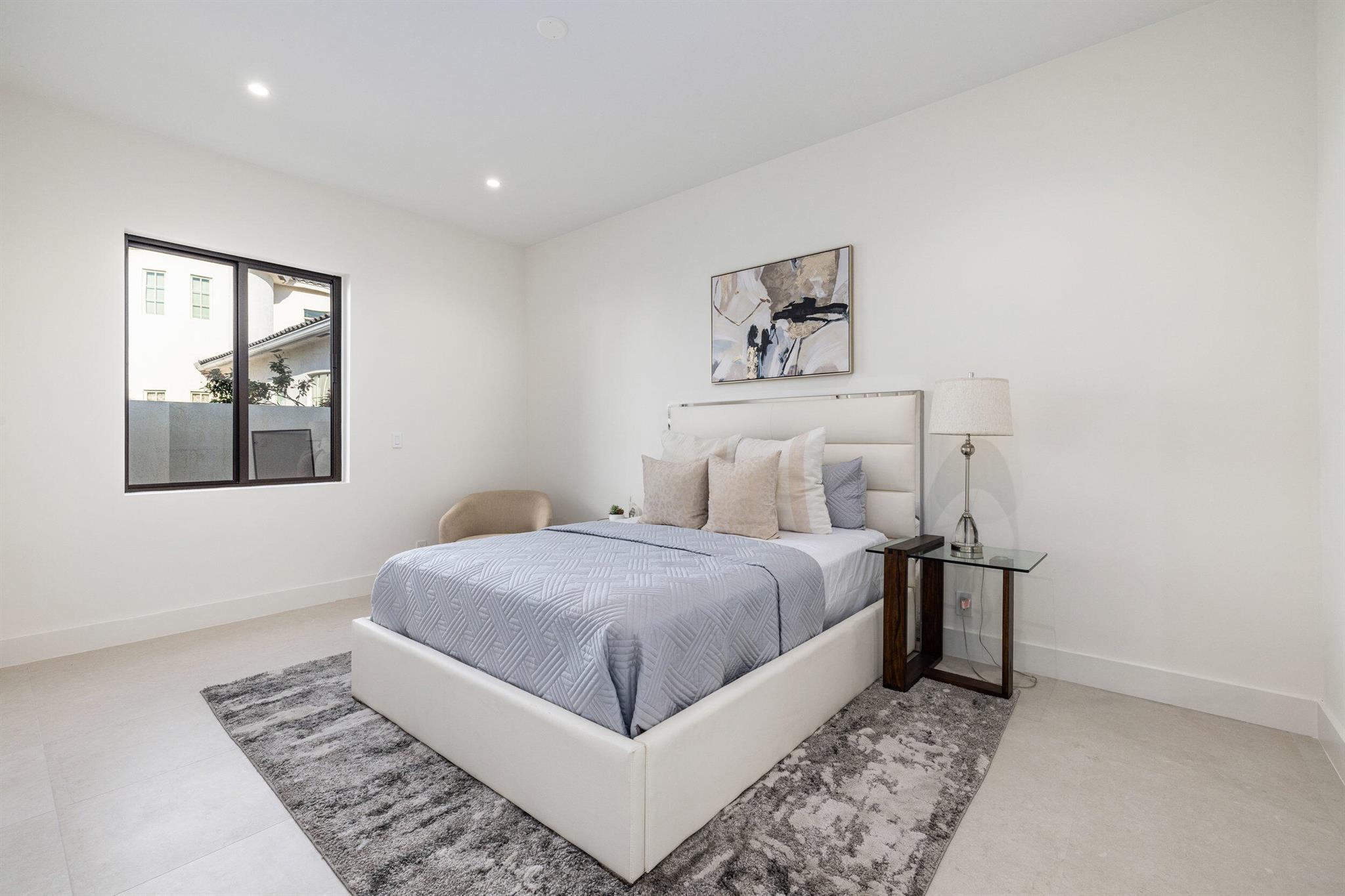 1740 SW 2nd Ave Boca Raton, FL 33432