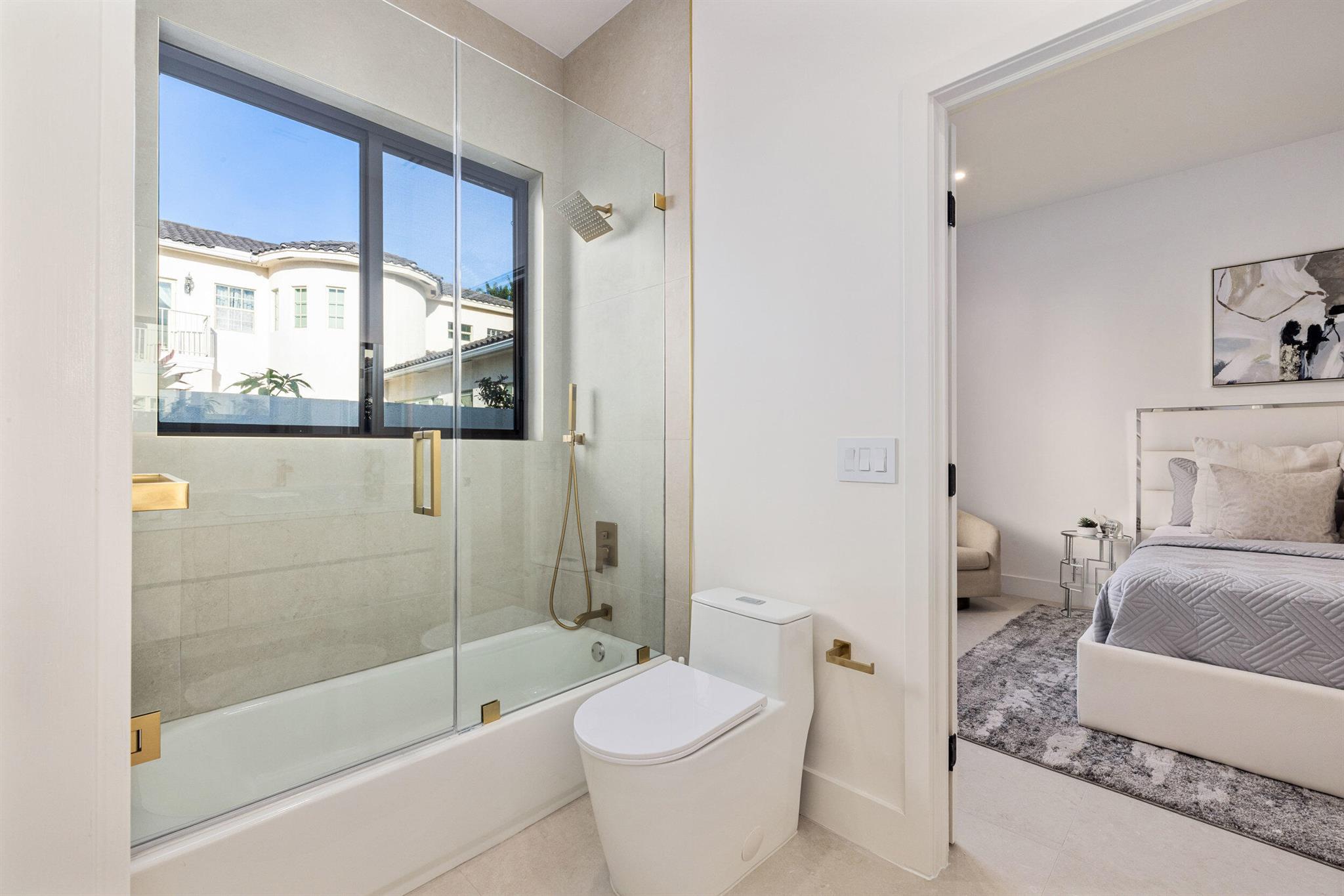 1740 SW 2nd Ave Boca Raton, FL 33432