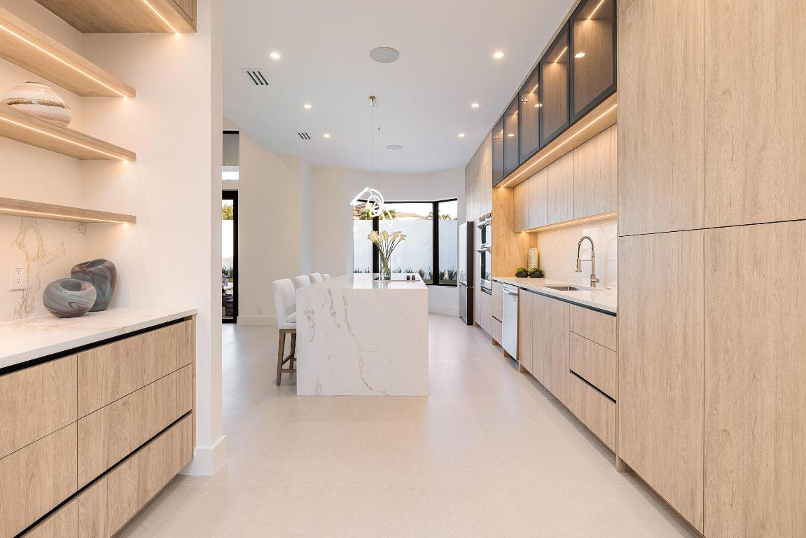 1740 SW 2nd Ave Boca Raton, FL 33432