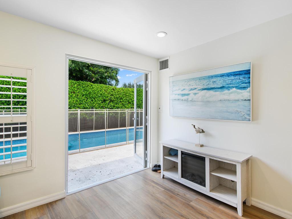 2401 NE 45th Lighthouse Point, FL 33064