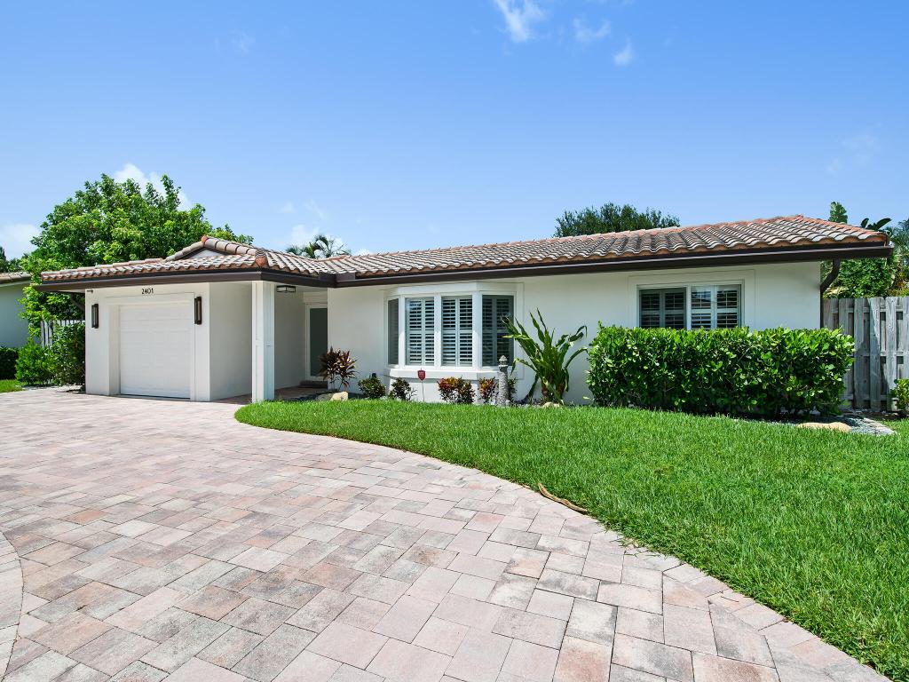 2401 NE 45th Lighthouse Point, FL 33064