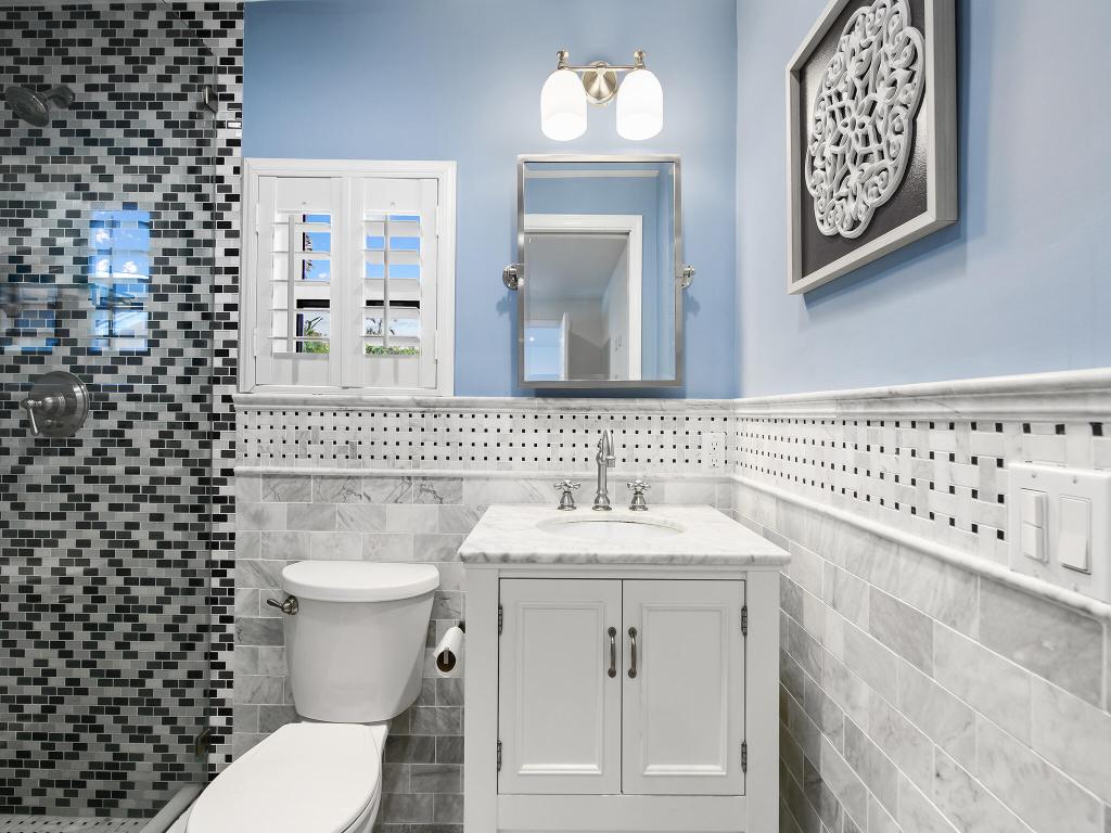 2401 NE 45th Lighthouse Point, FL 33064