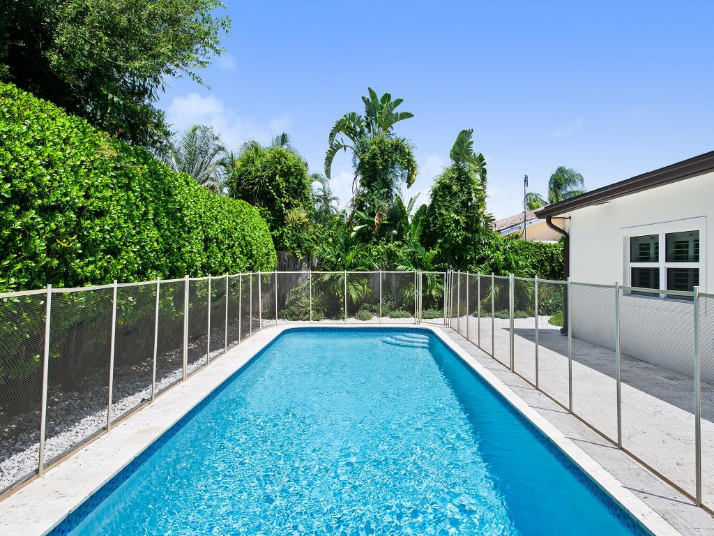 2401 NE 45th Lighthouse Point, FL 33064