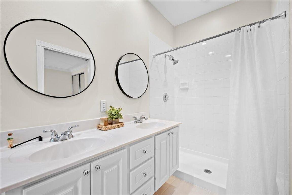 164 Soriano Jupiter, FL 33458