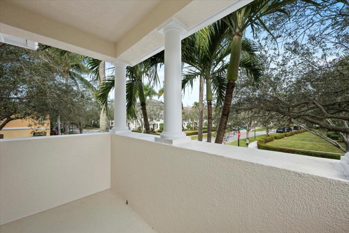 164 Soriano Jupiter, FL 33458