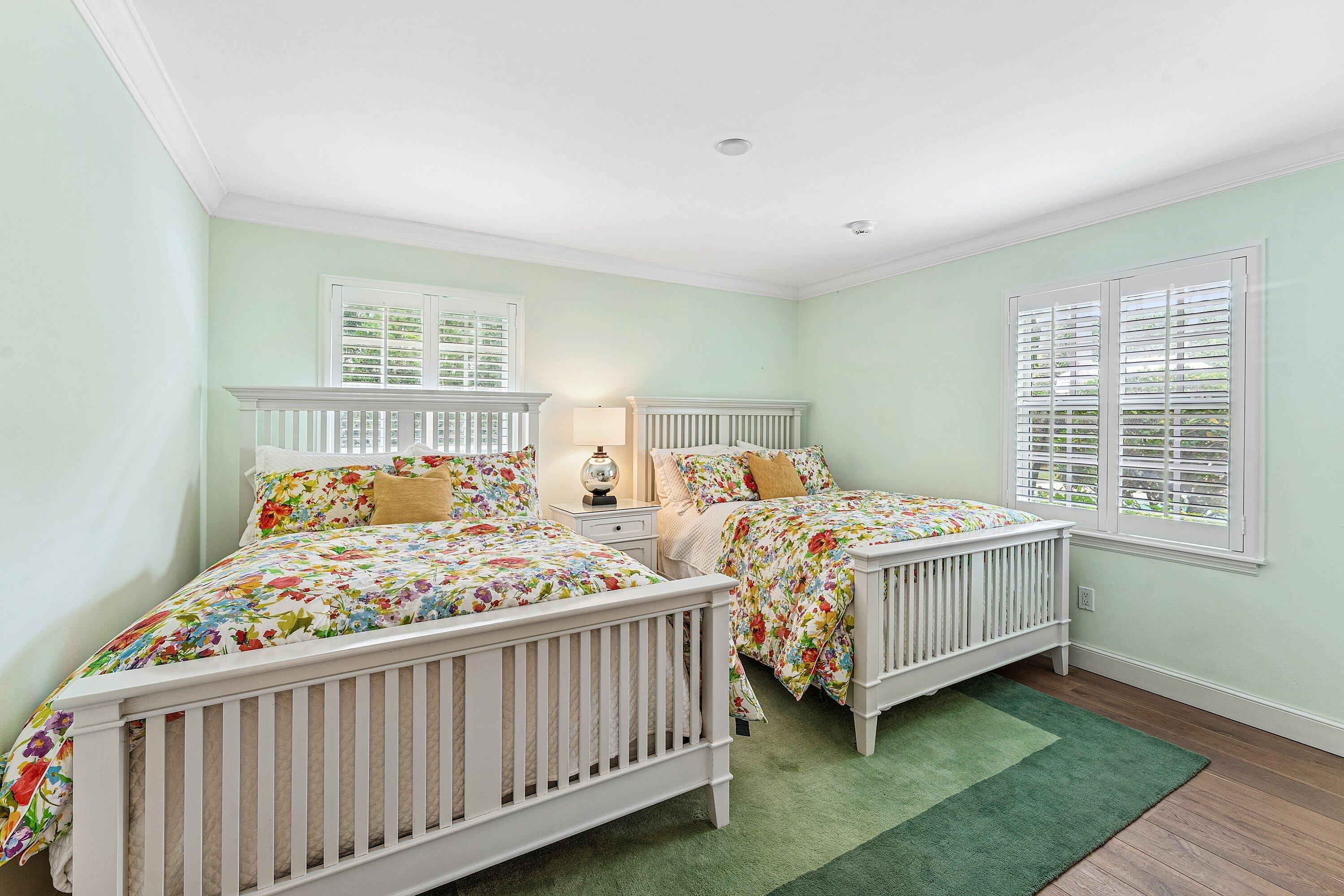 230 Onondaga Palm Beach, FL 33480