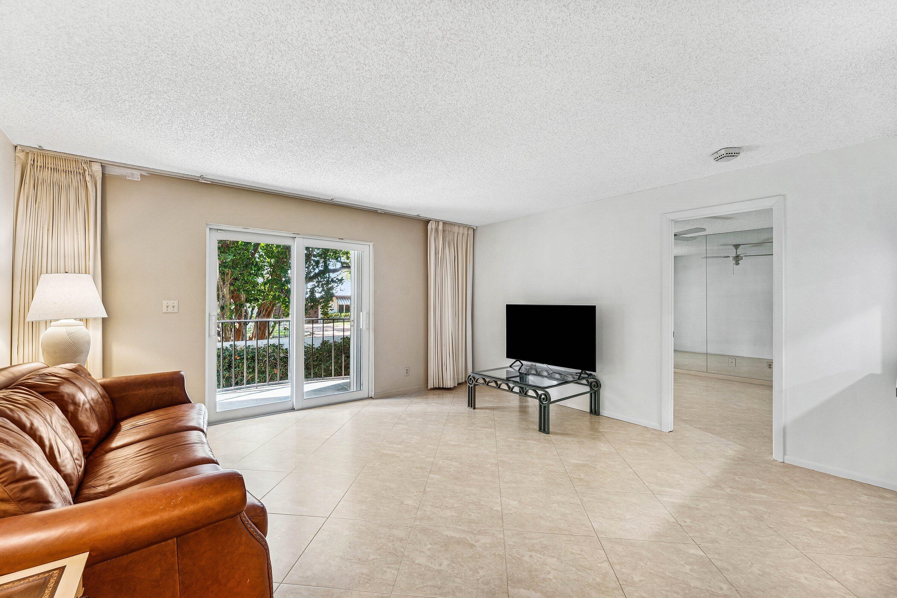 3909 N Ocean #106 Fort Lauderdale, FL 33308