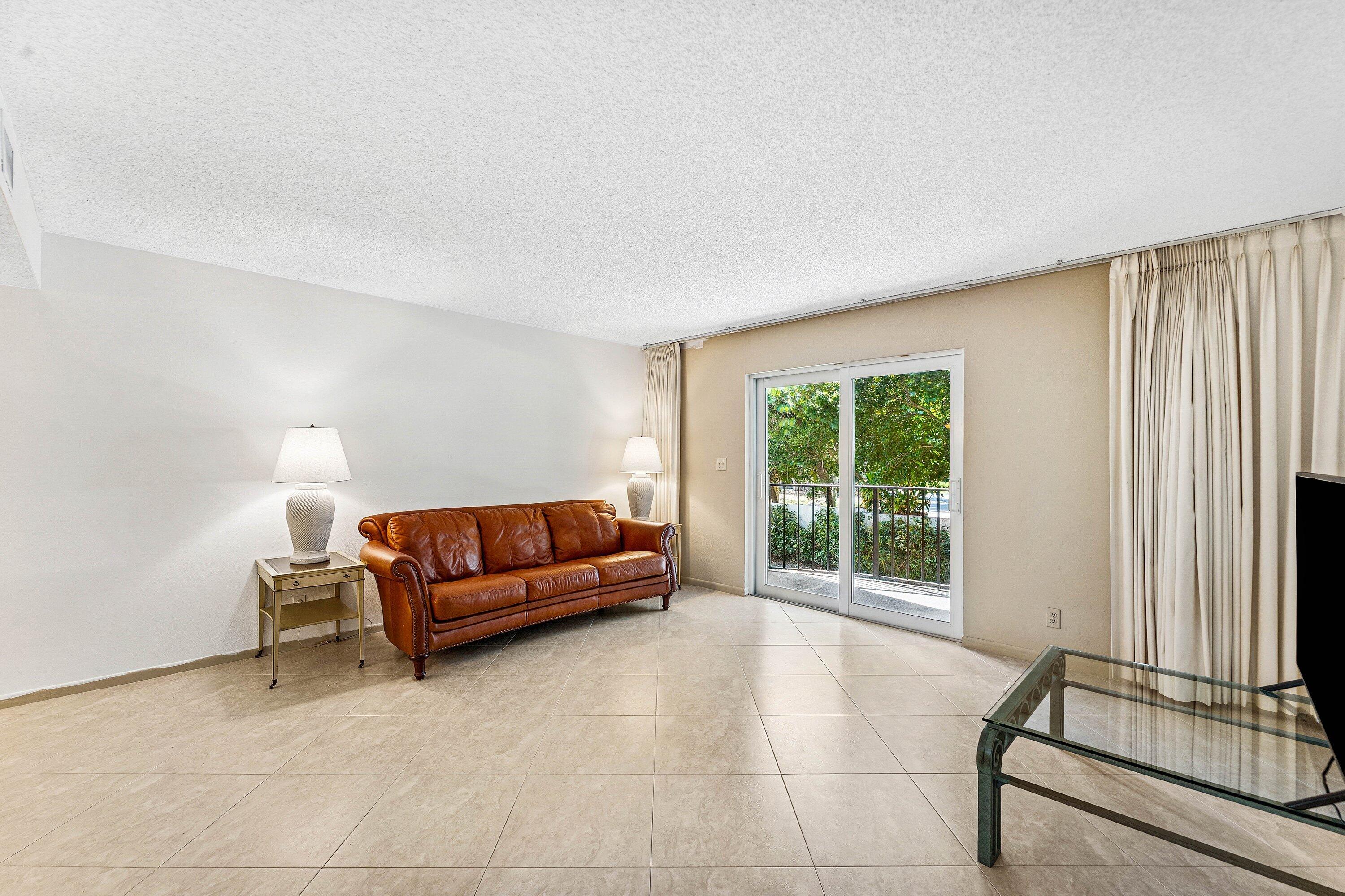 3909 N Ocean #106 Fort Lauderdale, FL 33308