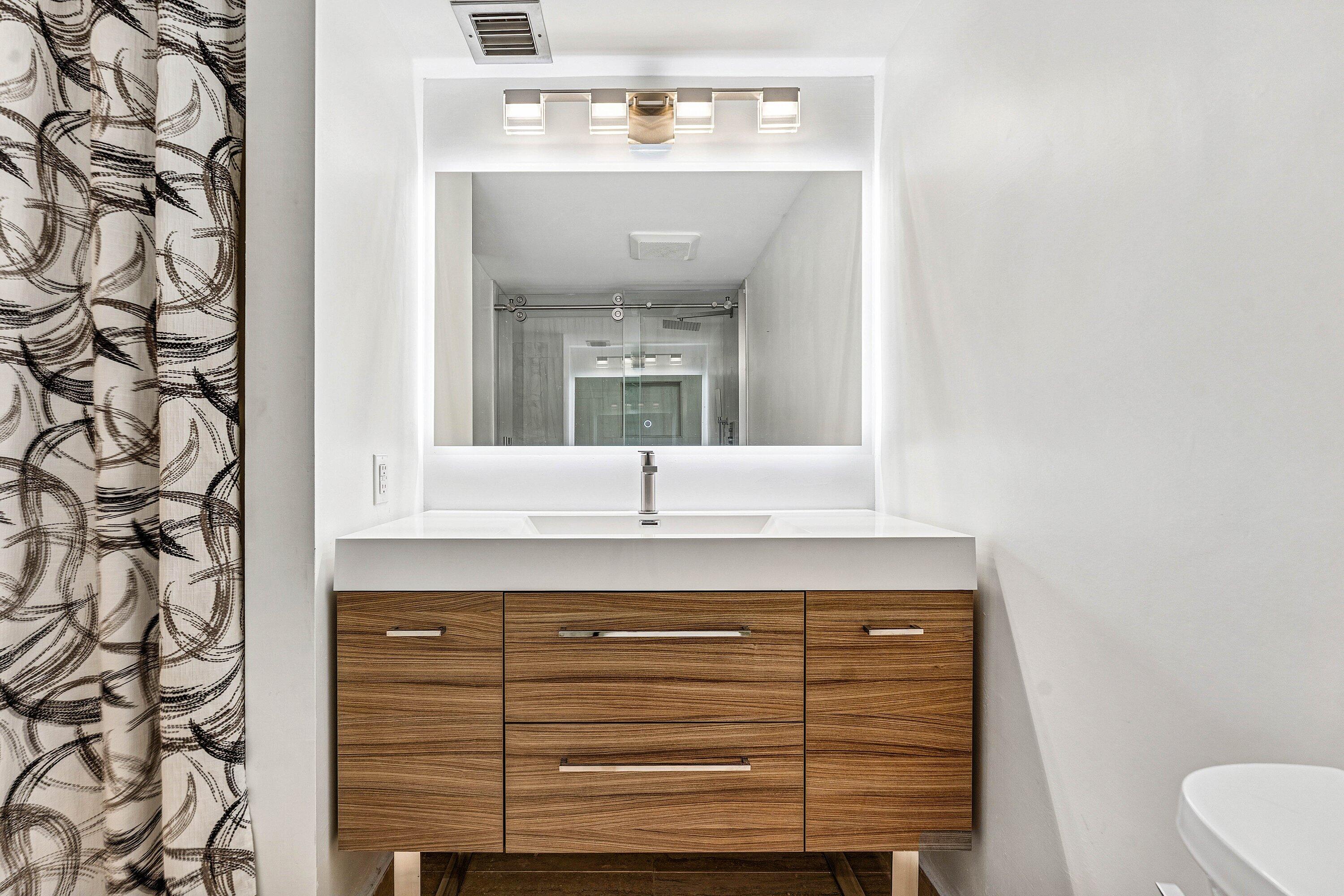 3909 N Ocean #106 Fort Lauderdale, FL 33308