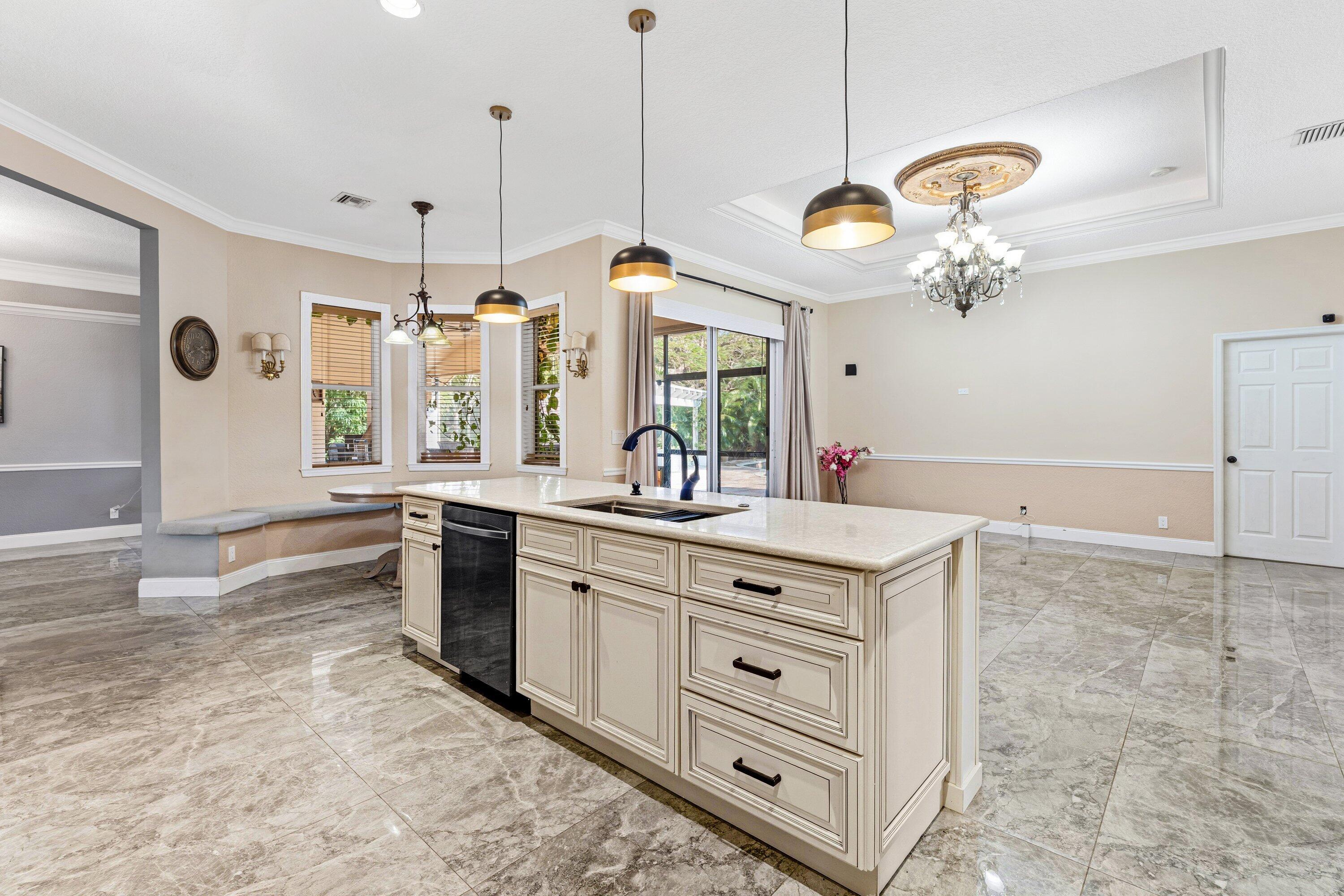 13256 Temple The Acreage, FL 33412