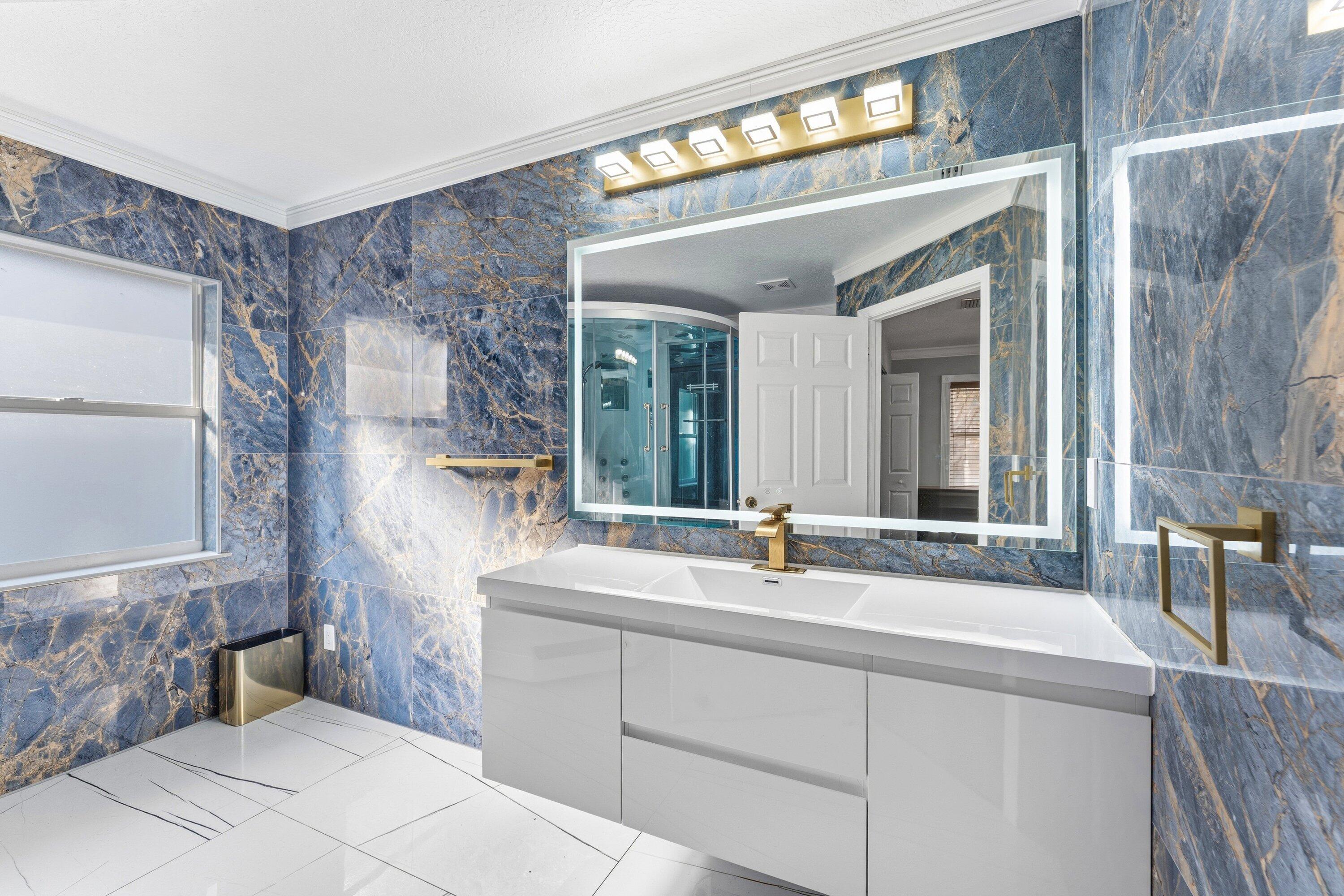 13256 Temple The Acreage, FL 33412