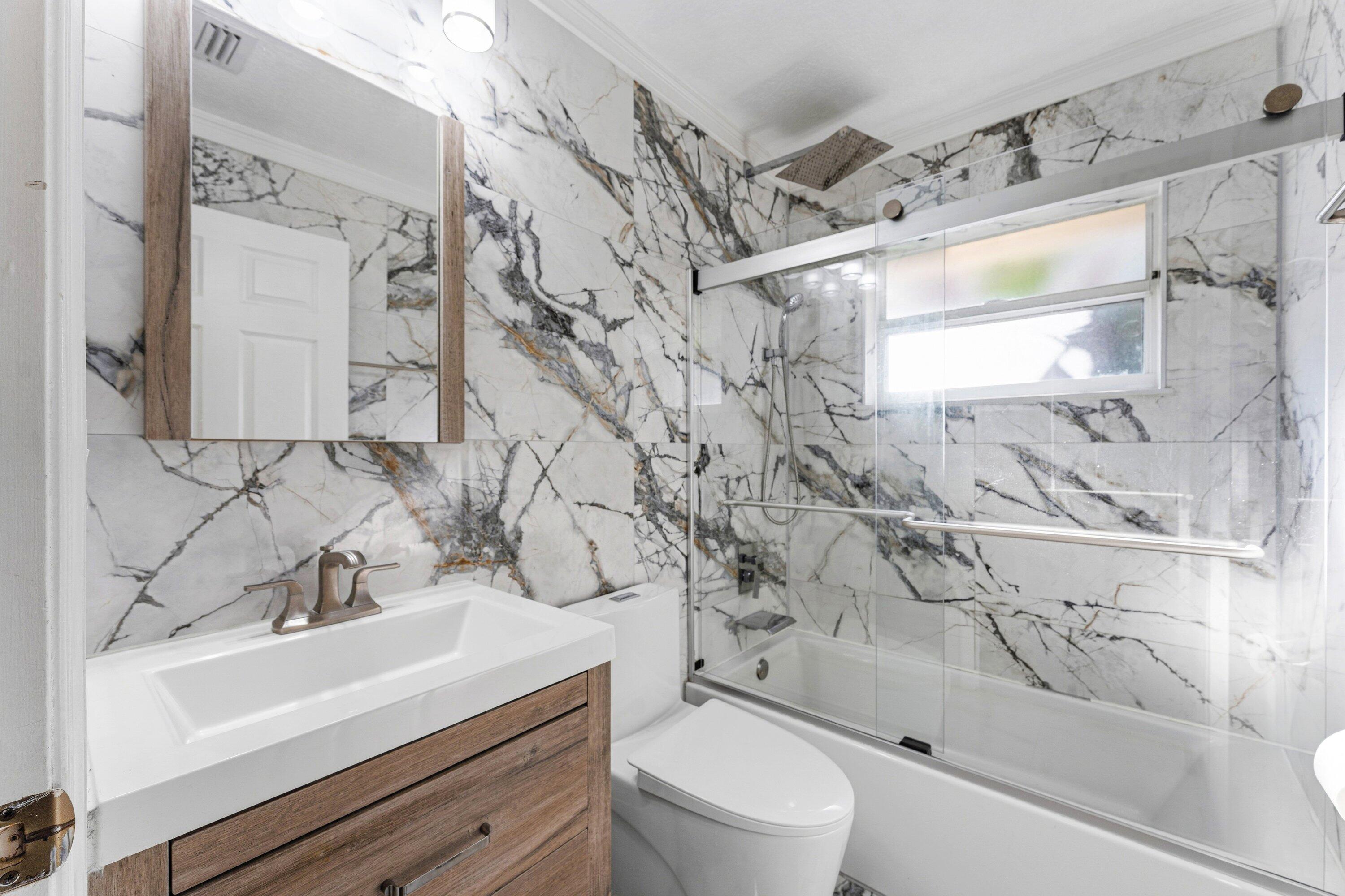 13256 Temple The Acreage, FL 33412