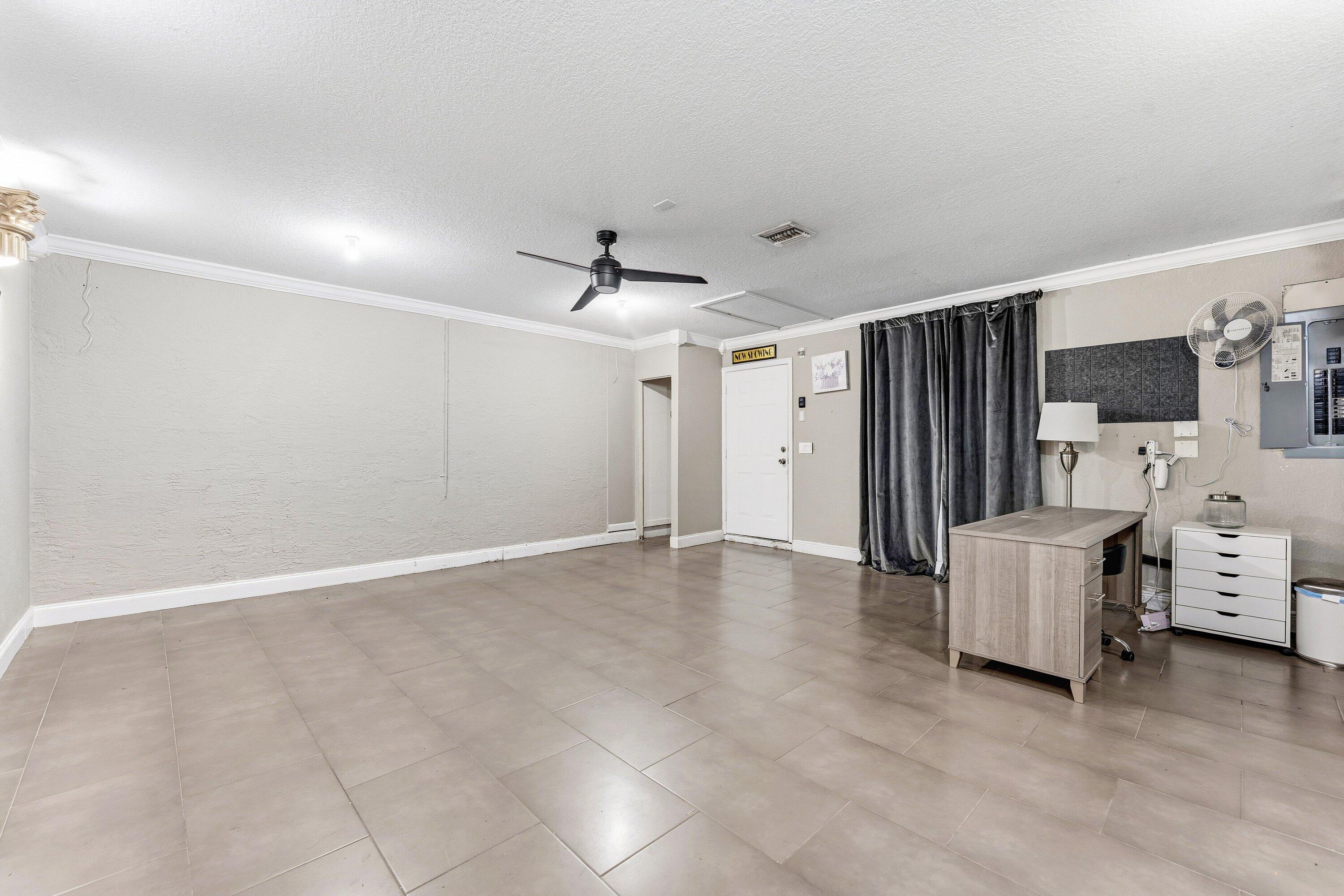 13256 Temple The Acreage, FL 33412