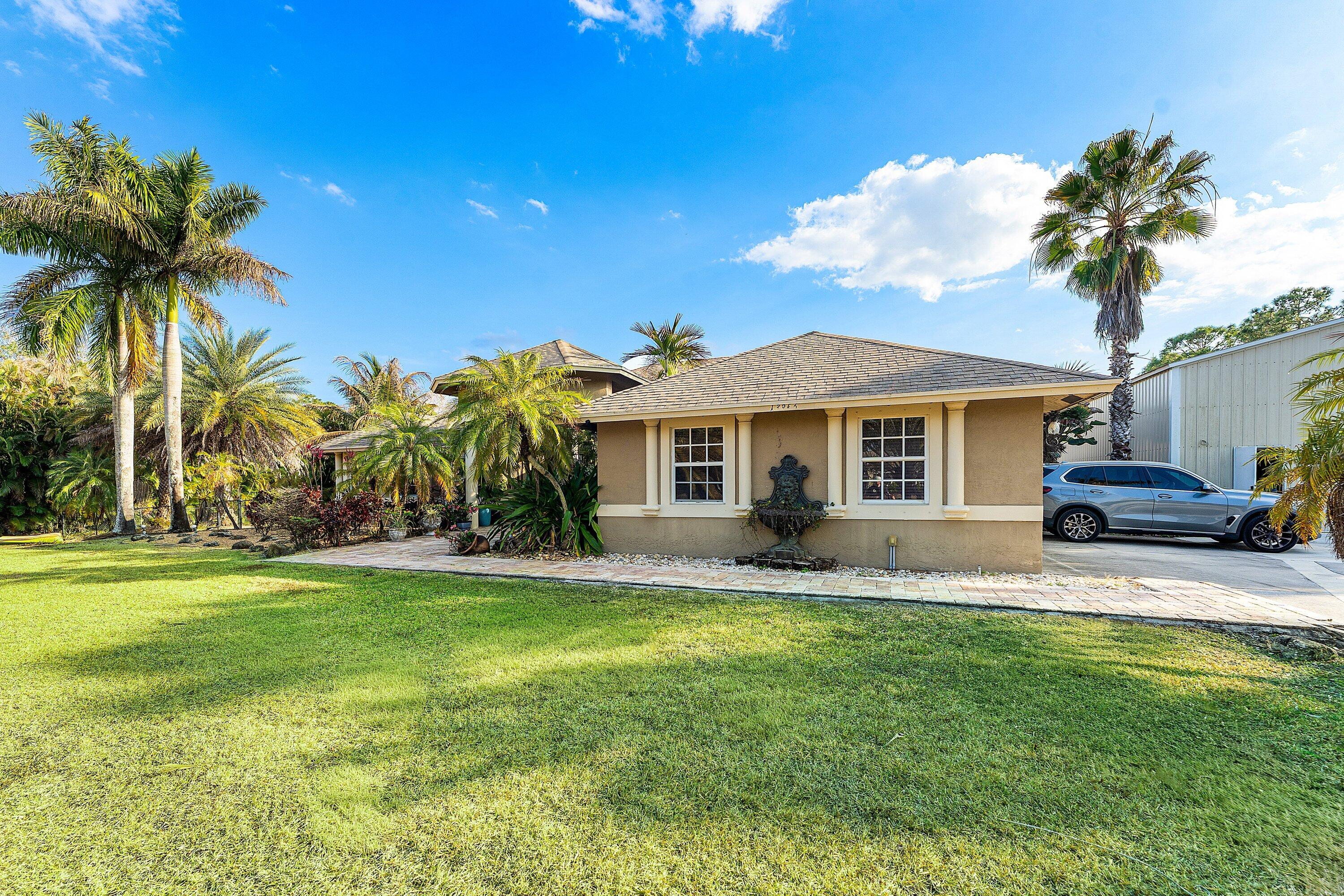 13256 Temple The Acreage, FL 33412