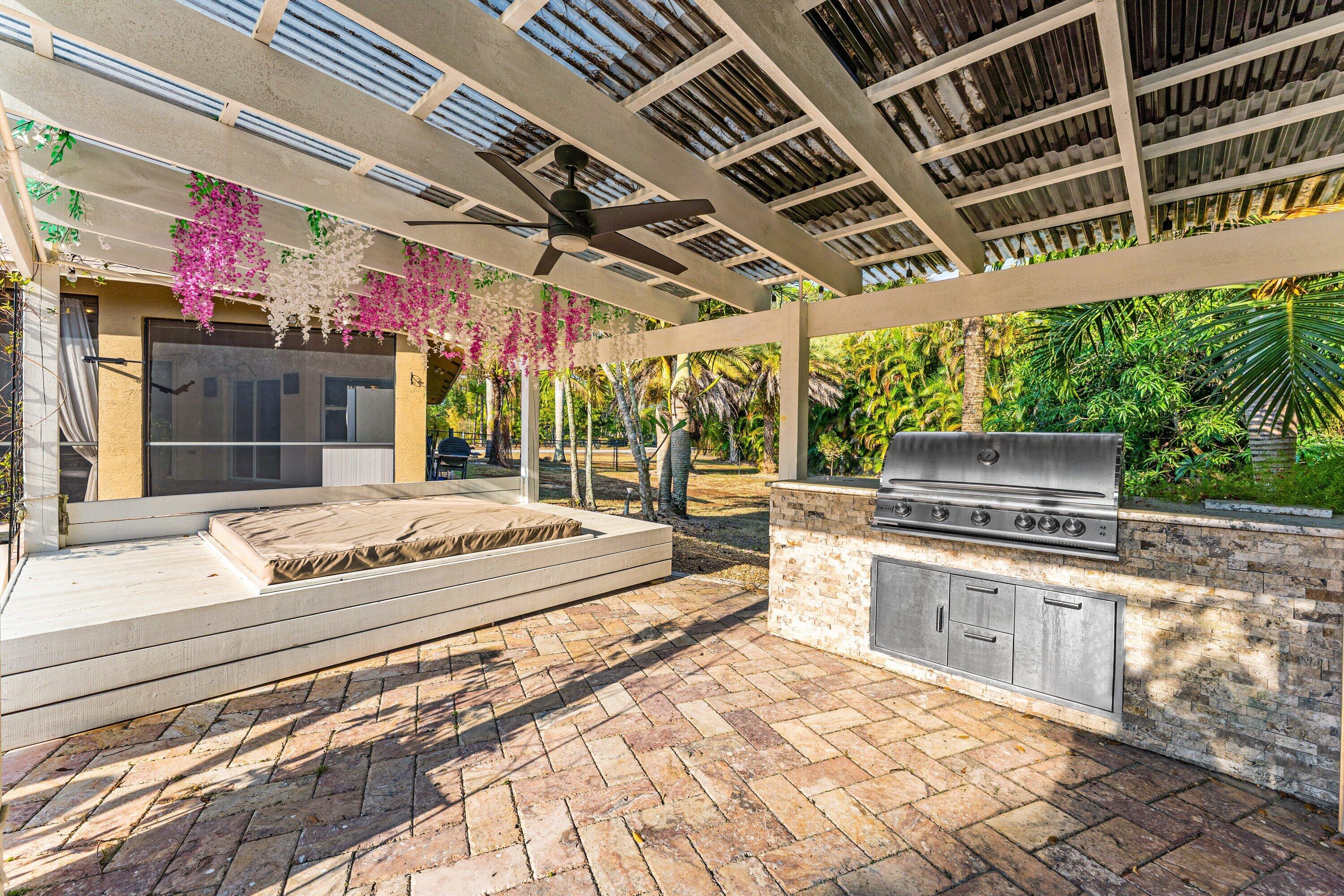 13256 Temple The Acreage, FL 33412