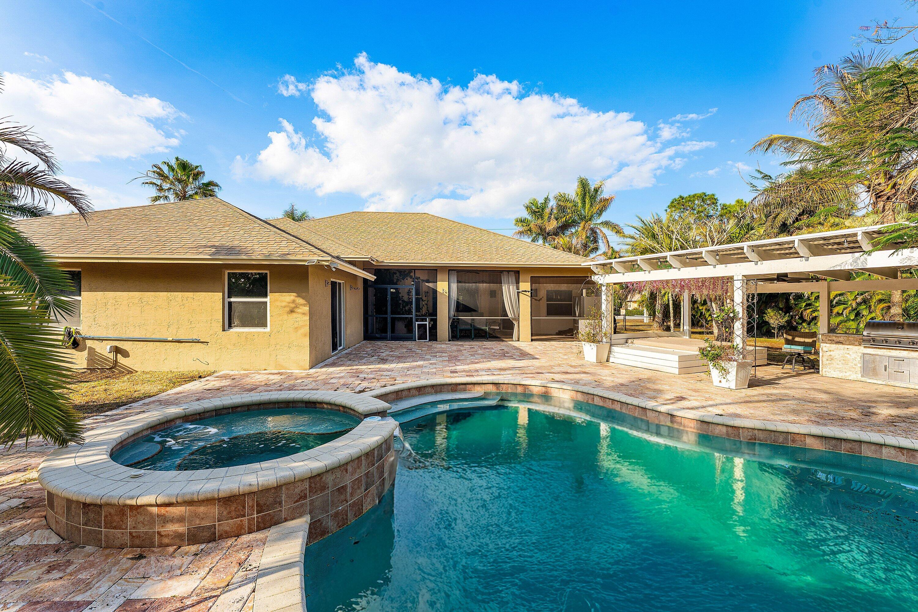 13256 Temple The Acreage, FL 33412