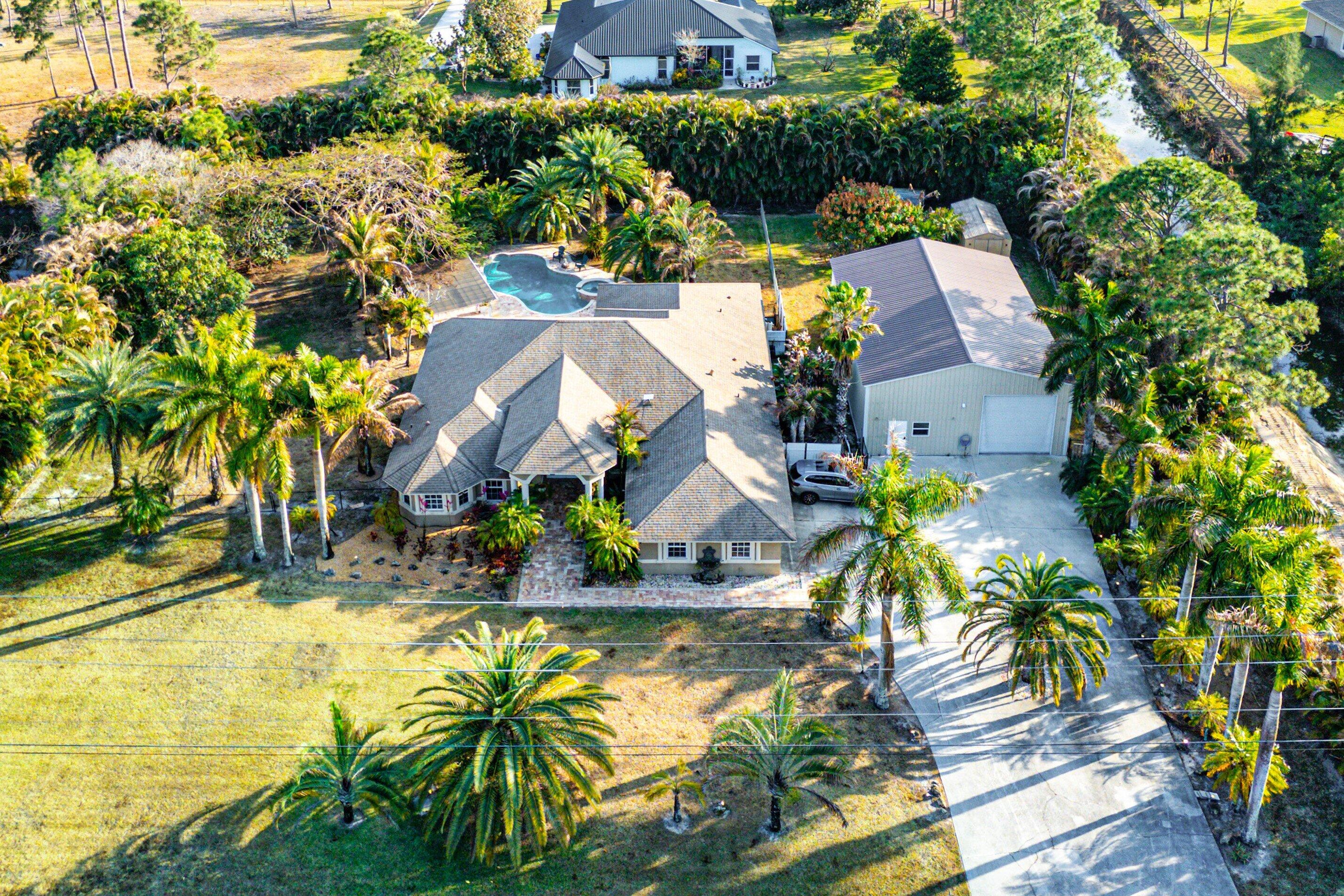 13256 Temple The Acreage, FL 33412