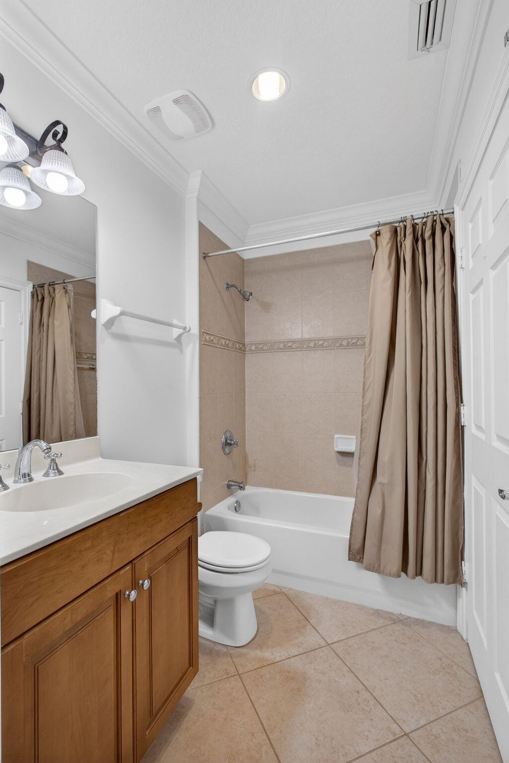 800 Juno Ocean #304 Juno Beach, FL 33408