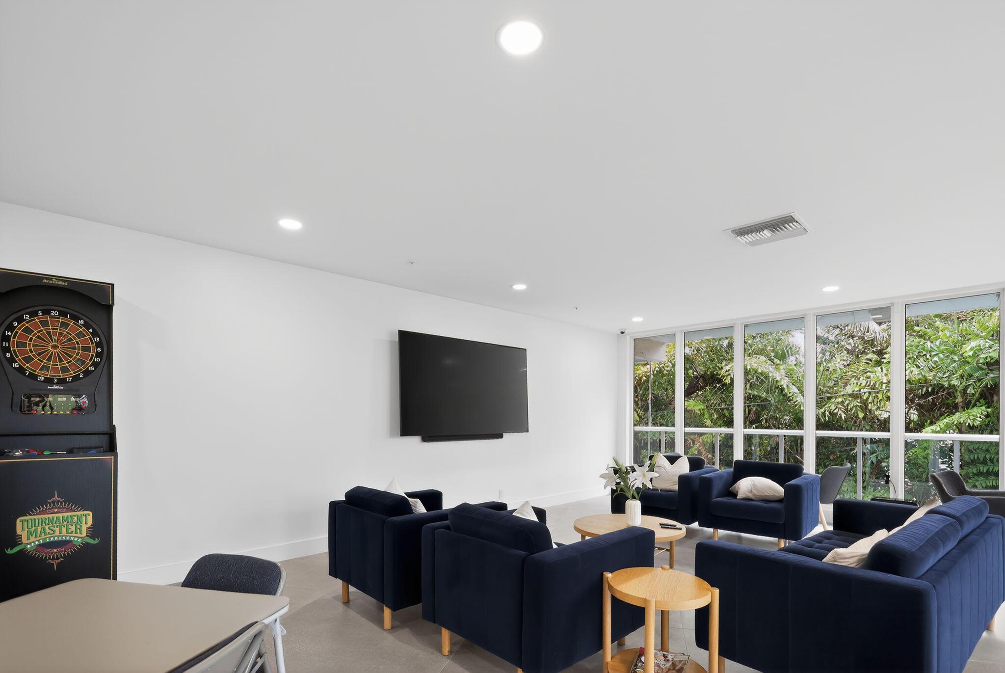 3000 Holiday #1505 Fort Lauderdale, FL 33316